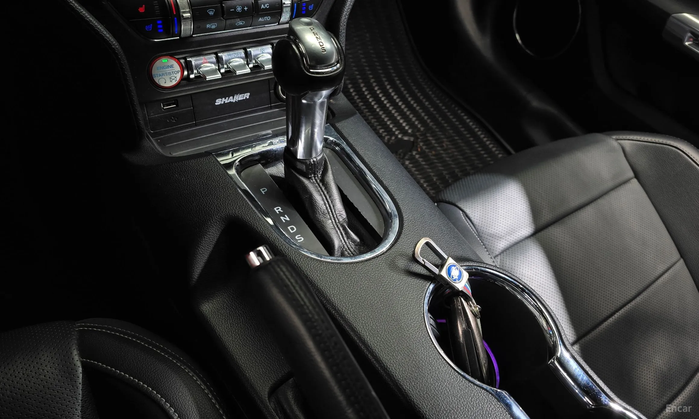Ford Mustang превью 9