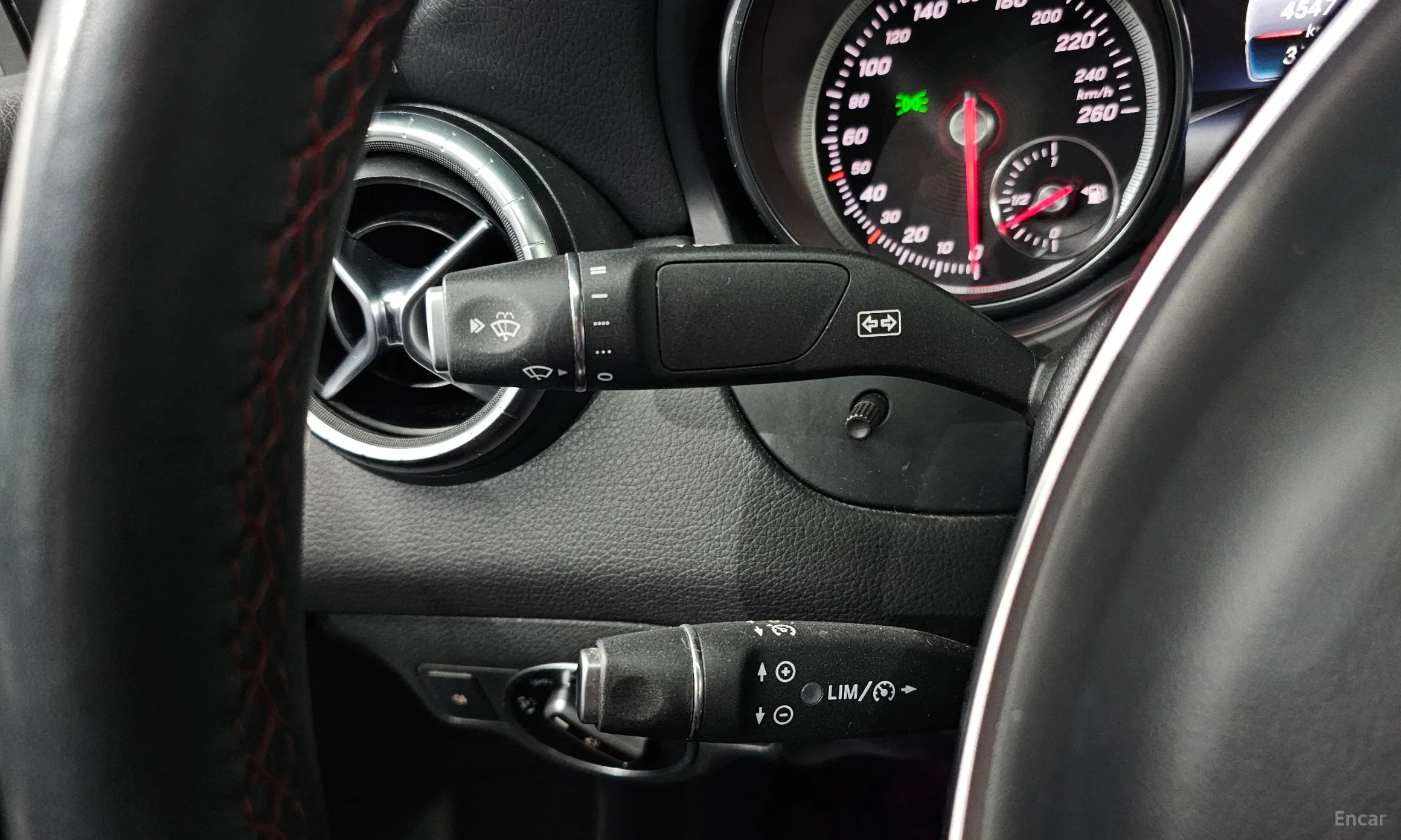 Mercedes Benz CLA-Class C117 превью 15