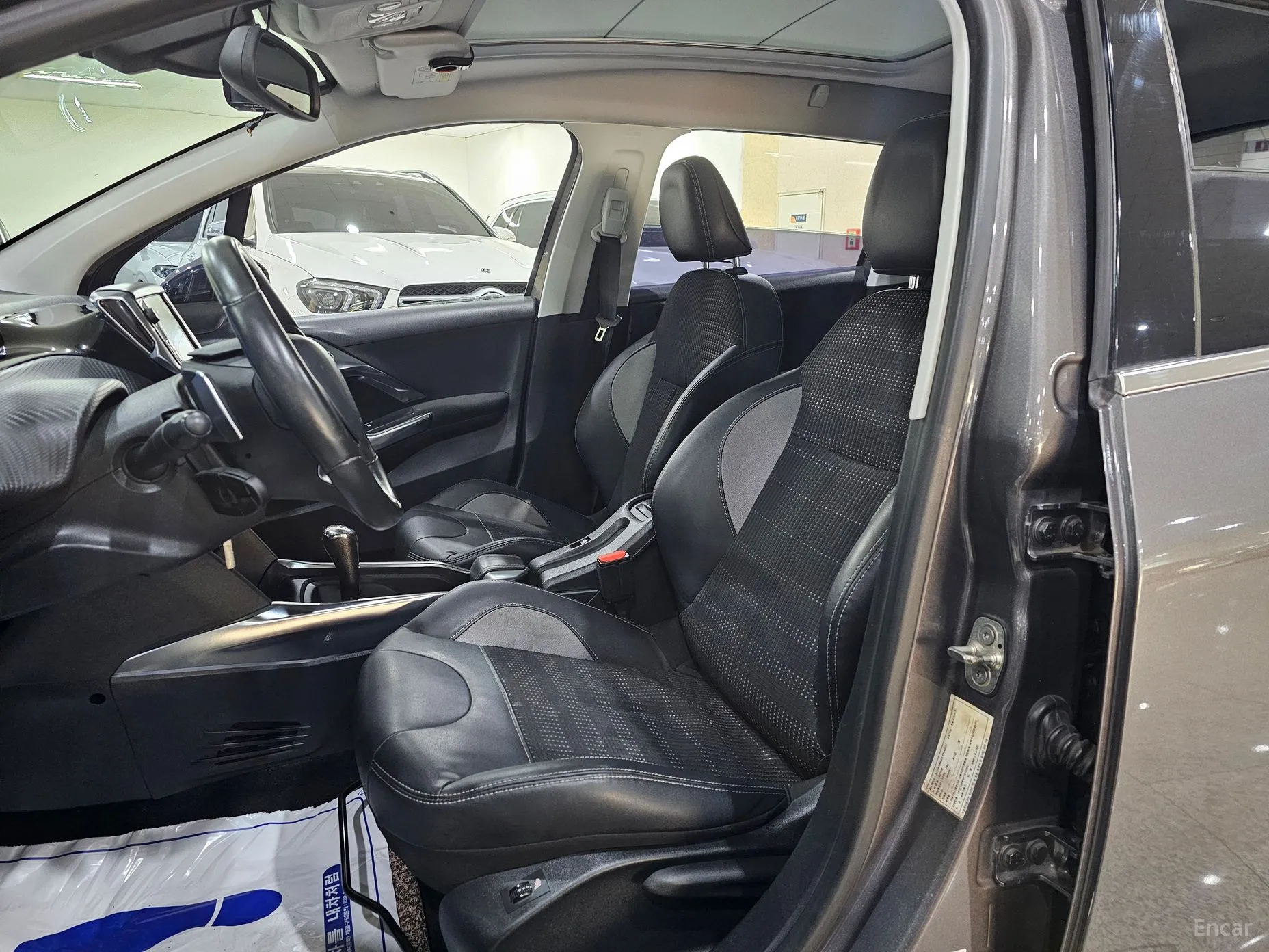 Peugeot 2008. превью 10