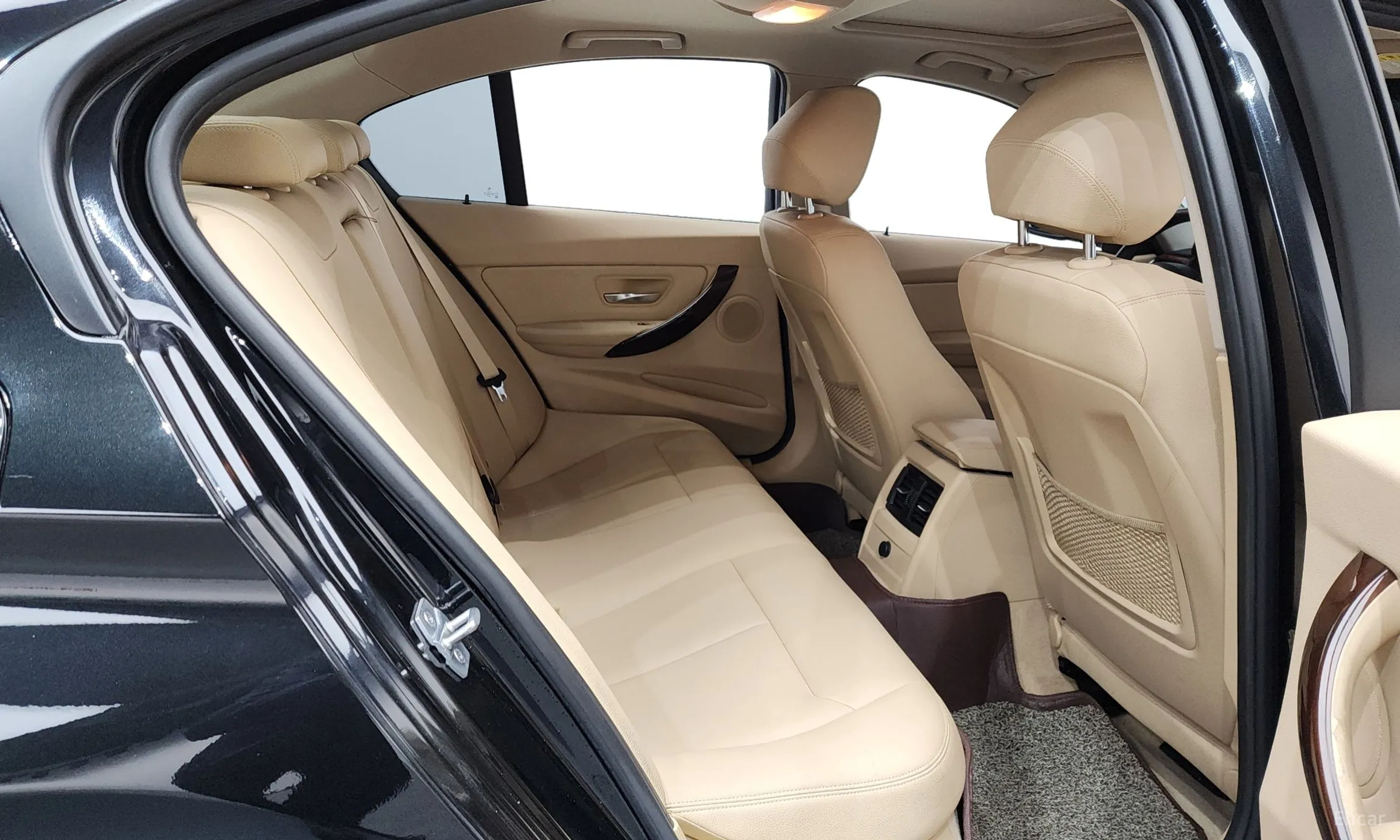 BMW 3 Series (F30) превью 12