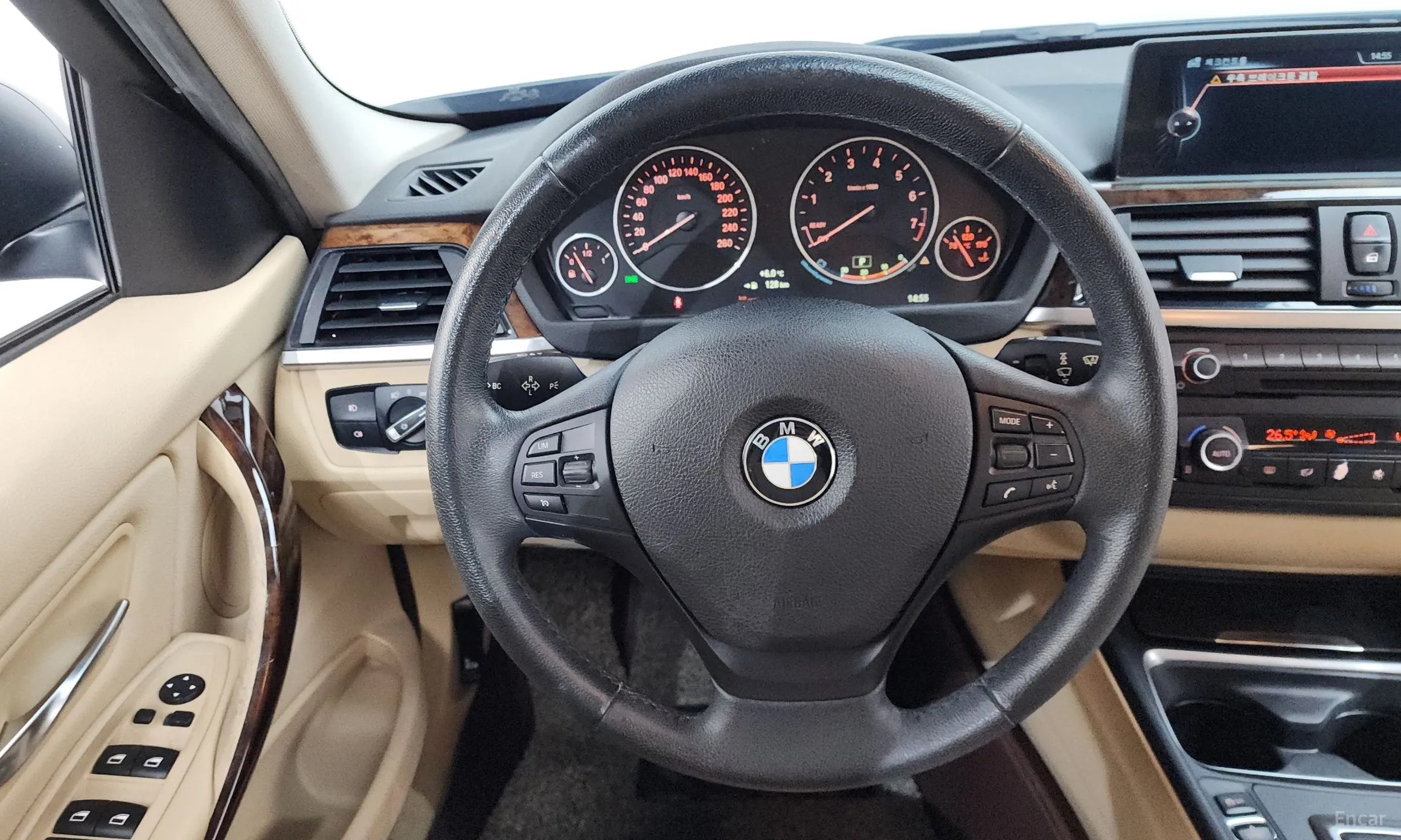 BMW 3 Series (F30) превью 13