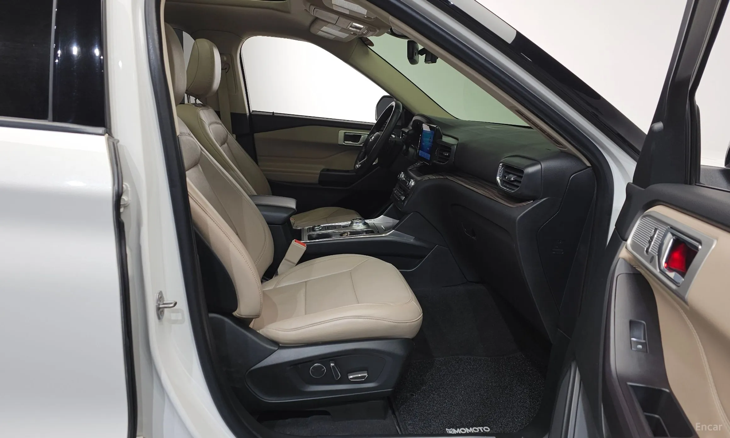 Ford Explorer 6th Generation превью 11