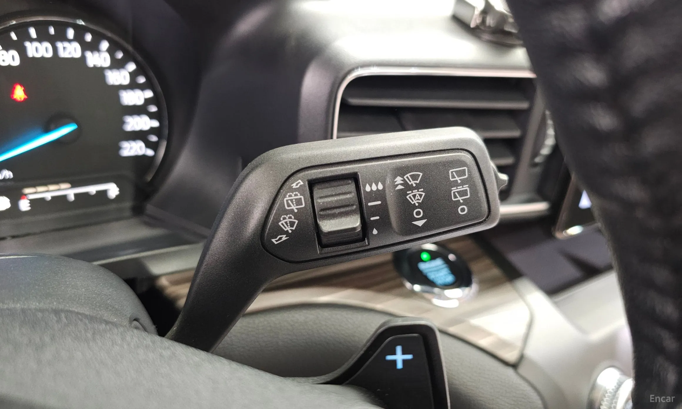 Ford Explorer 6th Generation превью 17