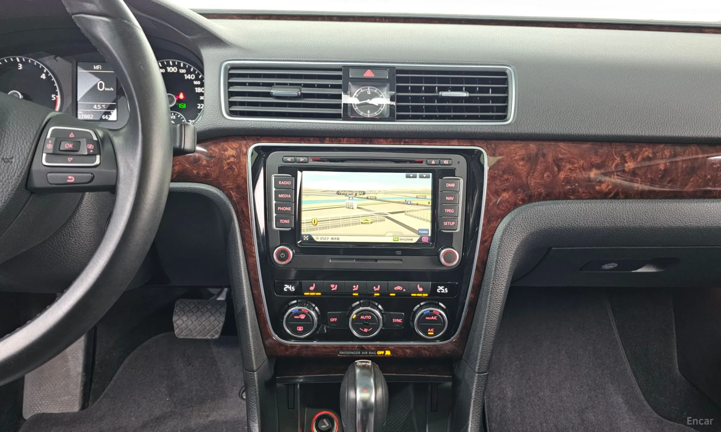 Volkswagen The New Passat превью 14