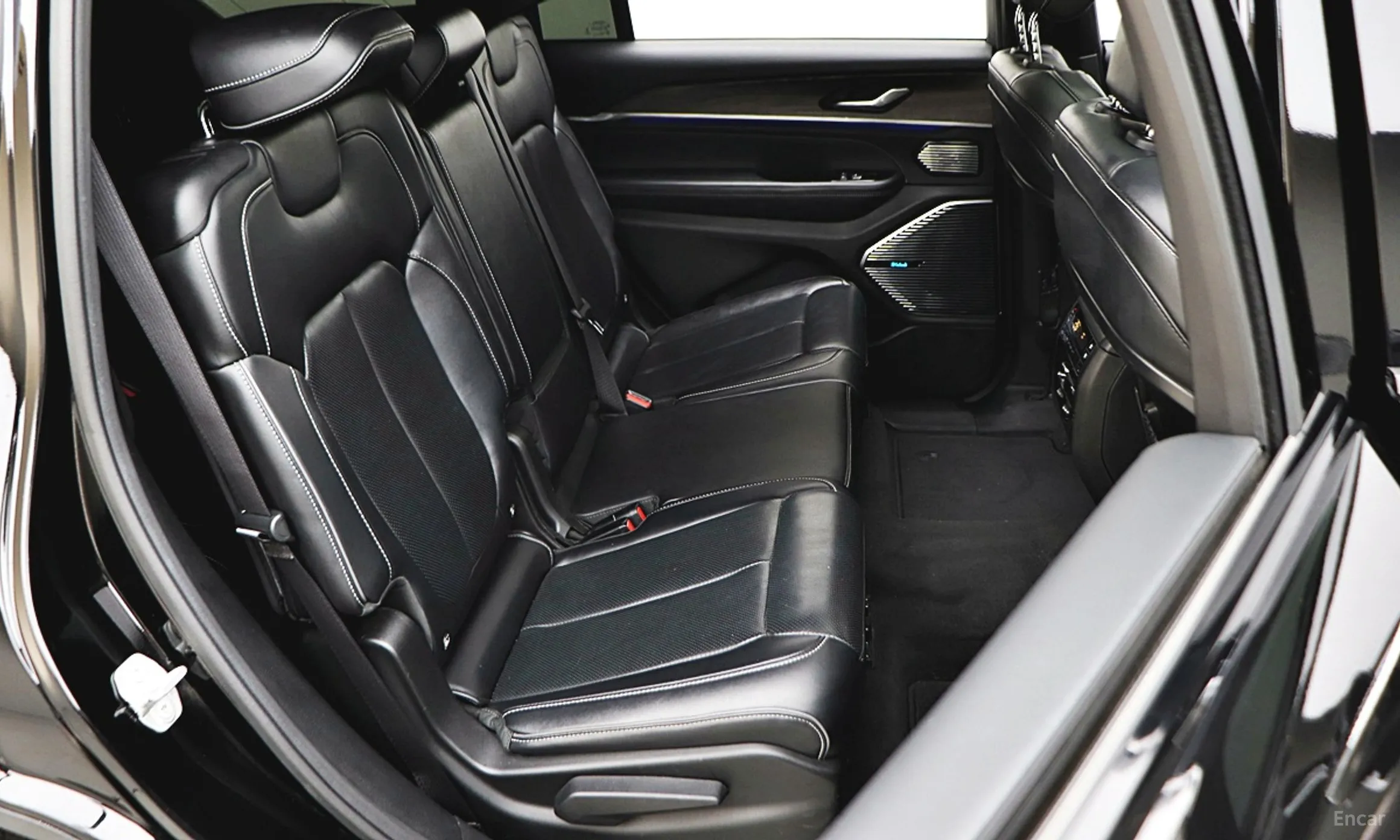 Jeep Grand Cherokee (WL) превью 14