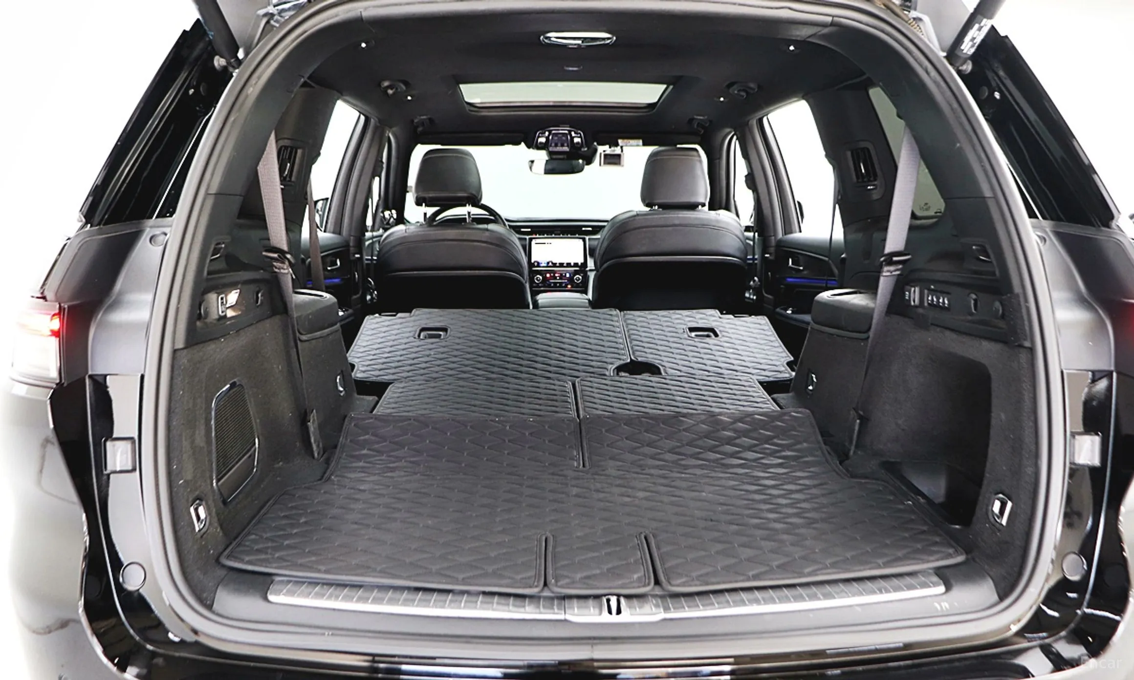 Jeep Grand Cherokee (WL) превью 17