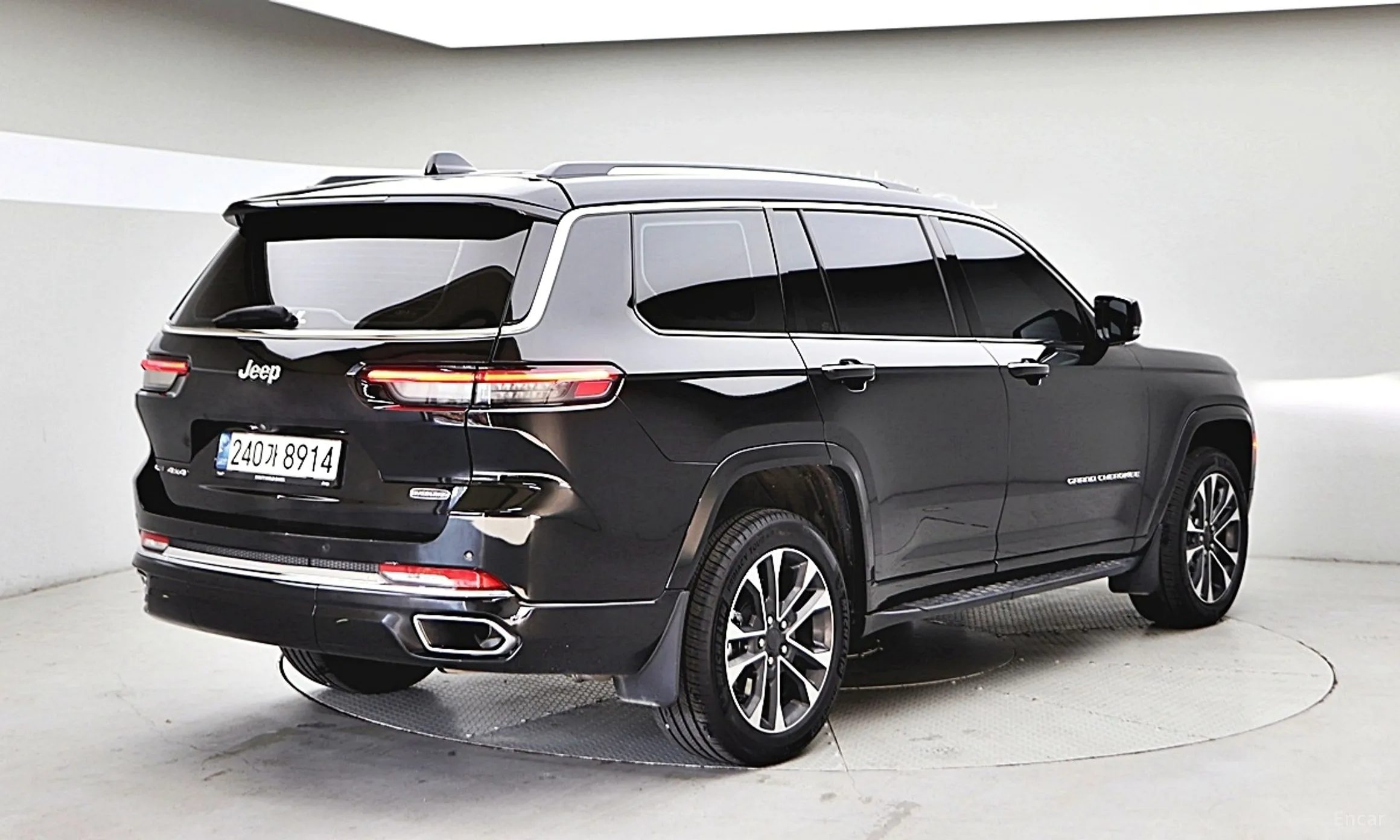 Jeep Grand Cherokee (WL) превью 4