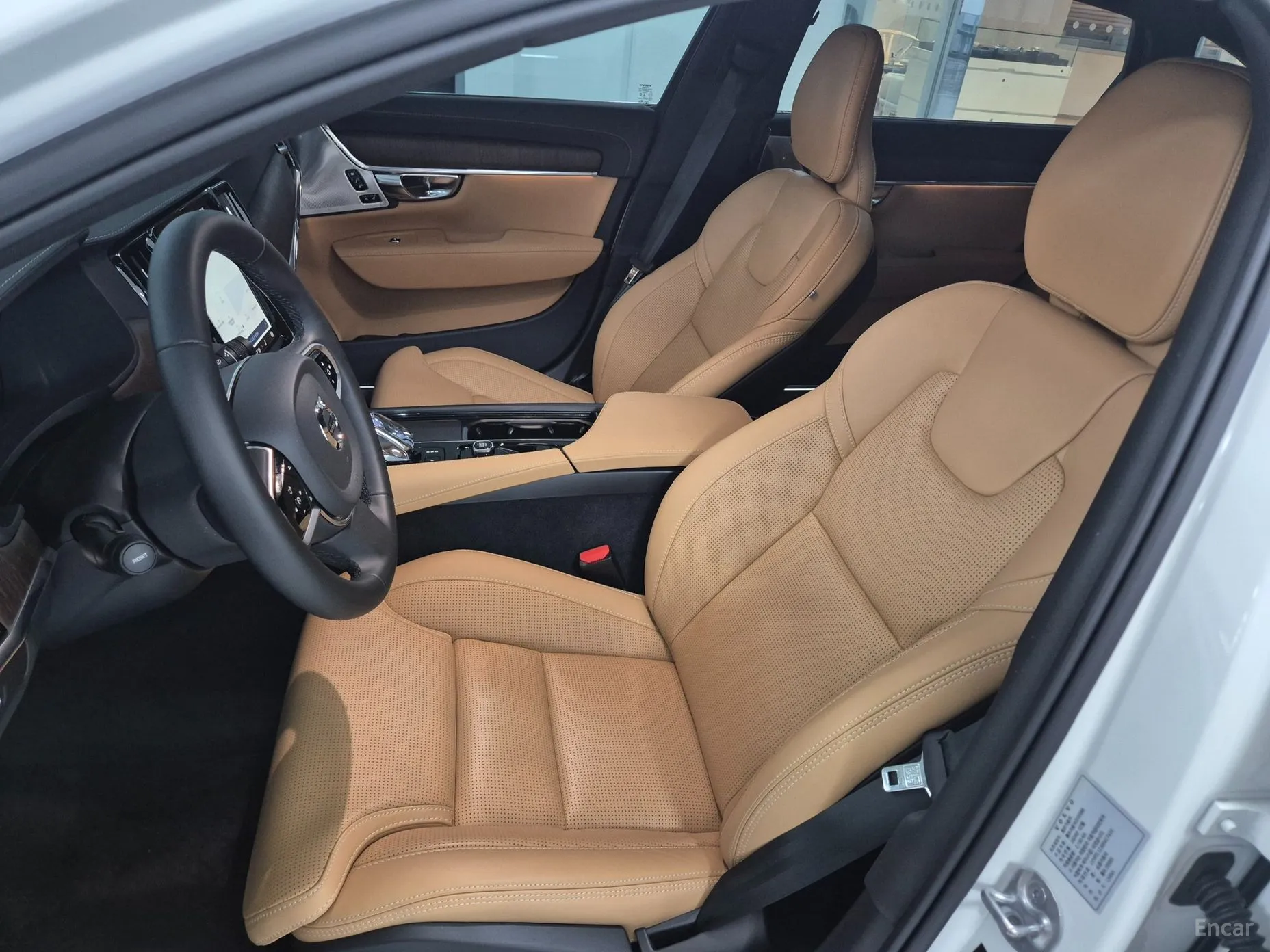 Volvo S90 превью 10