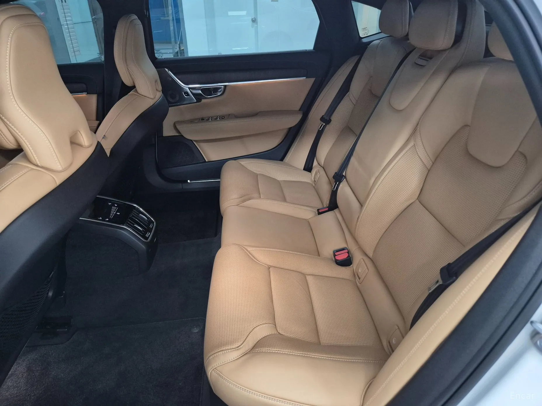 Volvo S90 превью 11