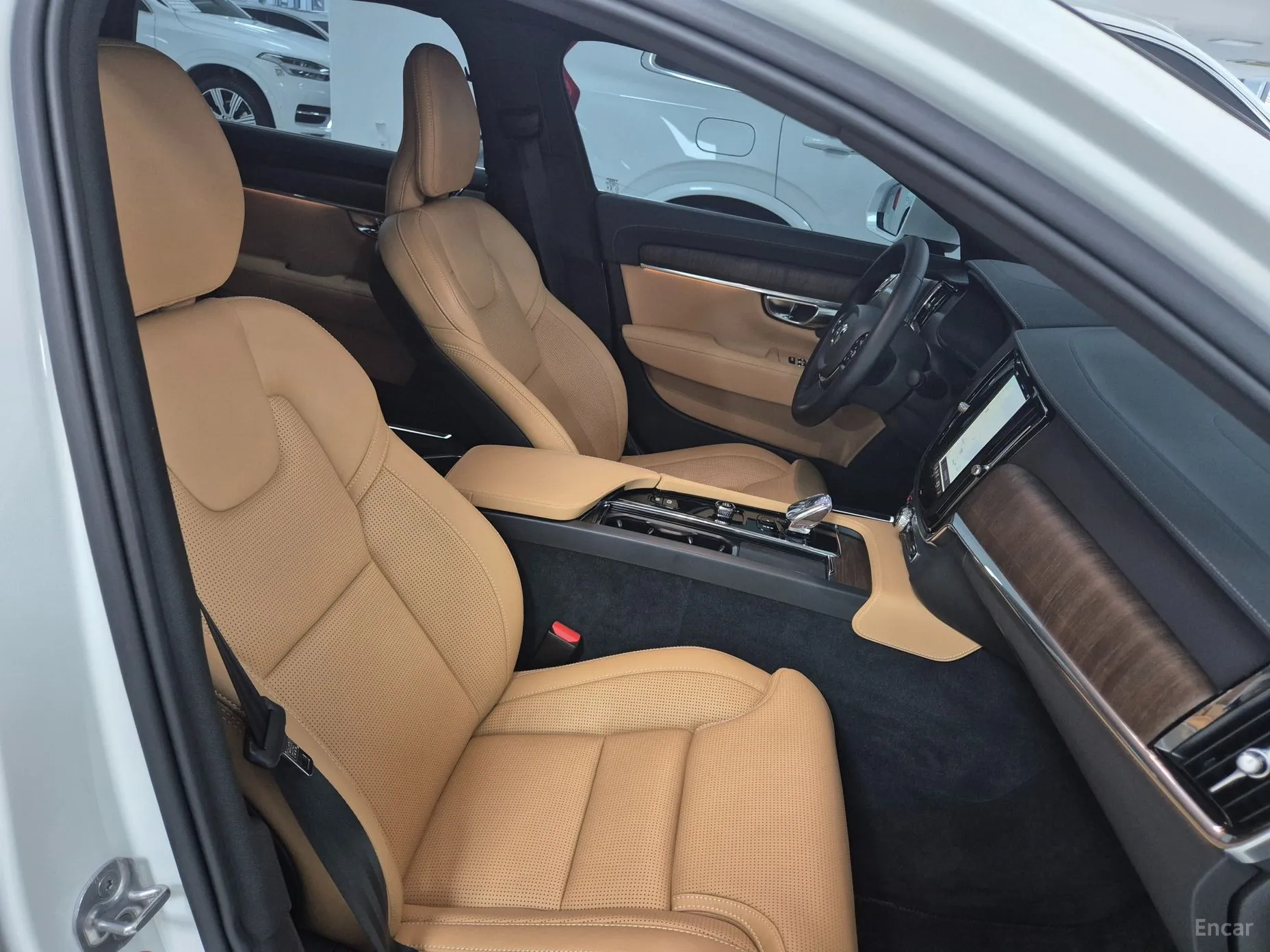 Volvo S90 превью 12
