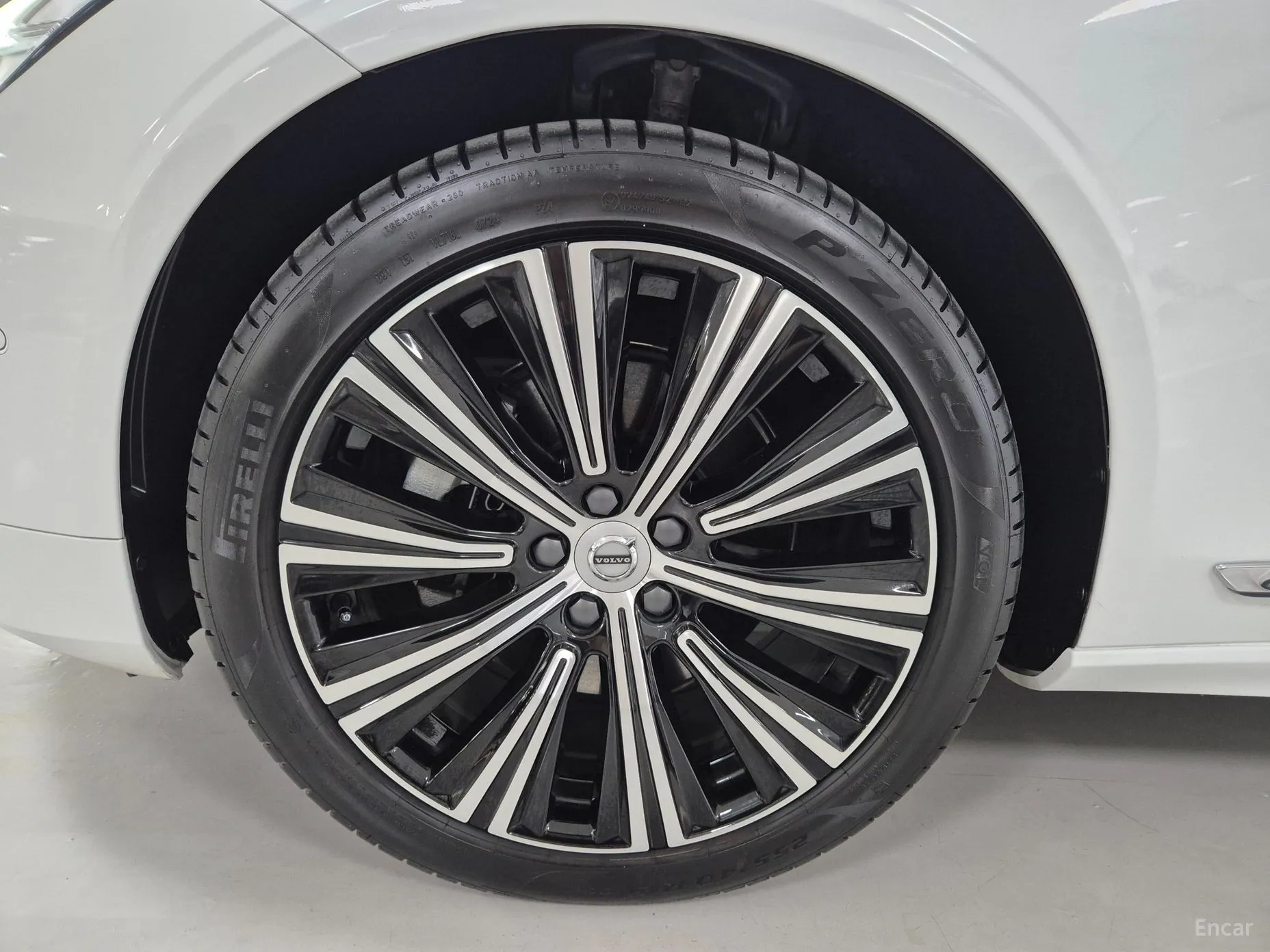 Volvo S90 превью 5