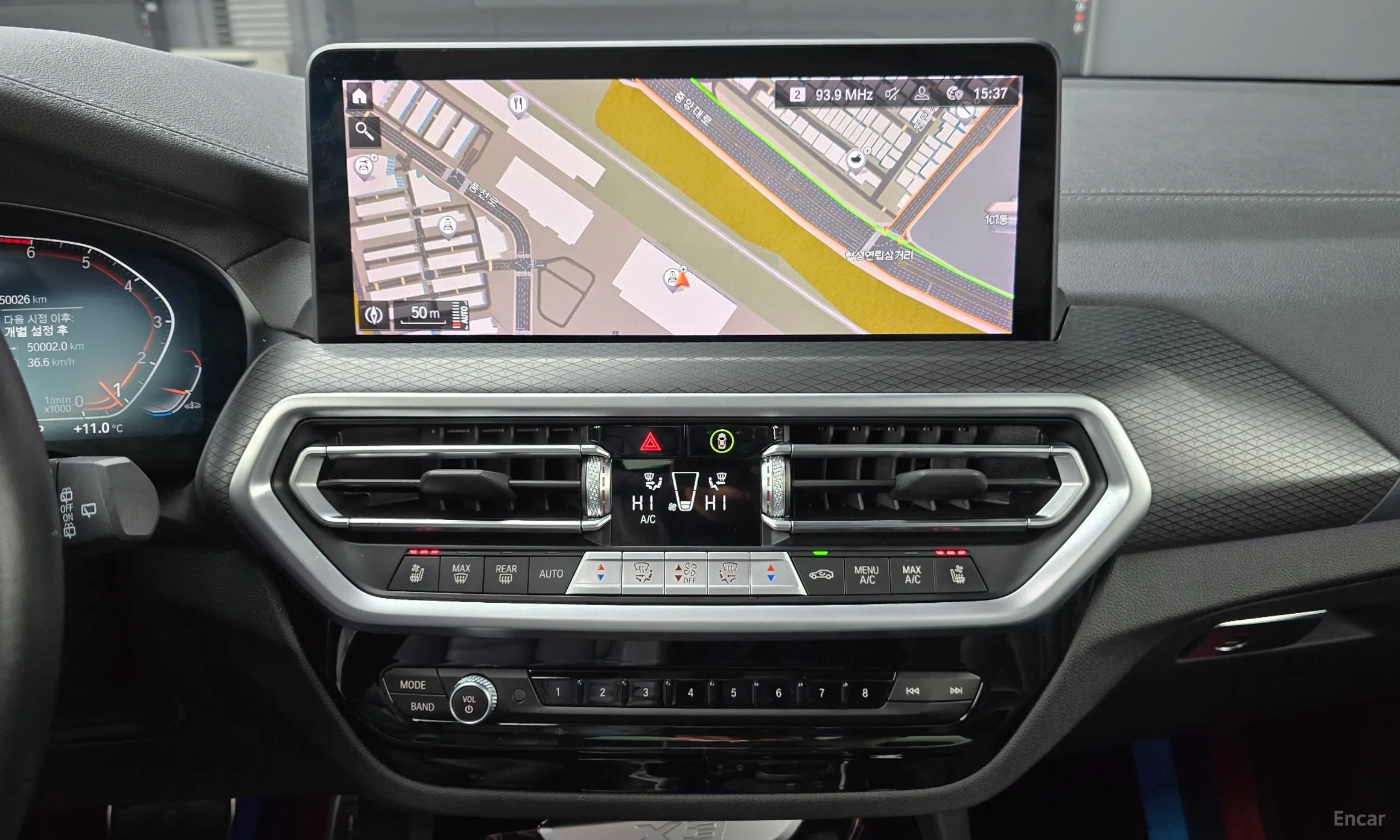 BMW X3 (G01) превью 14
