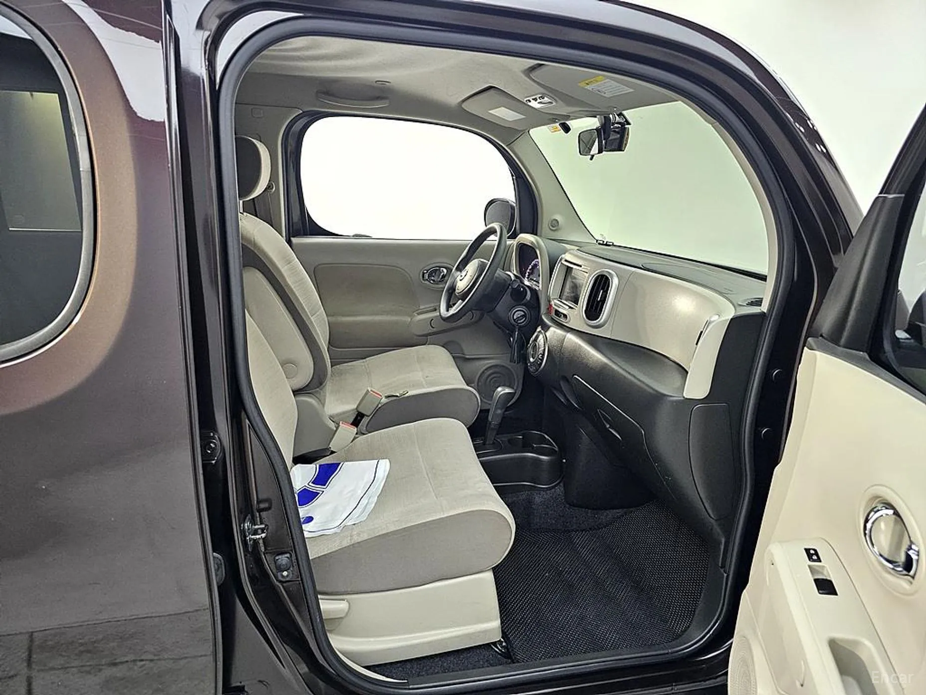 Nissan Cube превью 11
