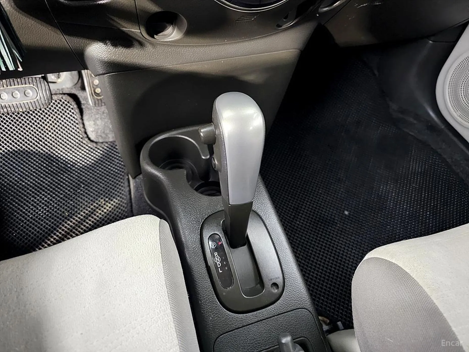 Nissan Cube превью 9