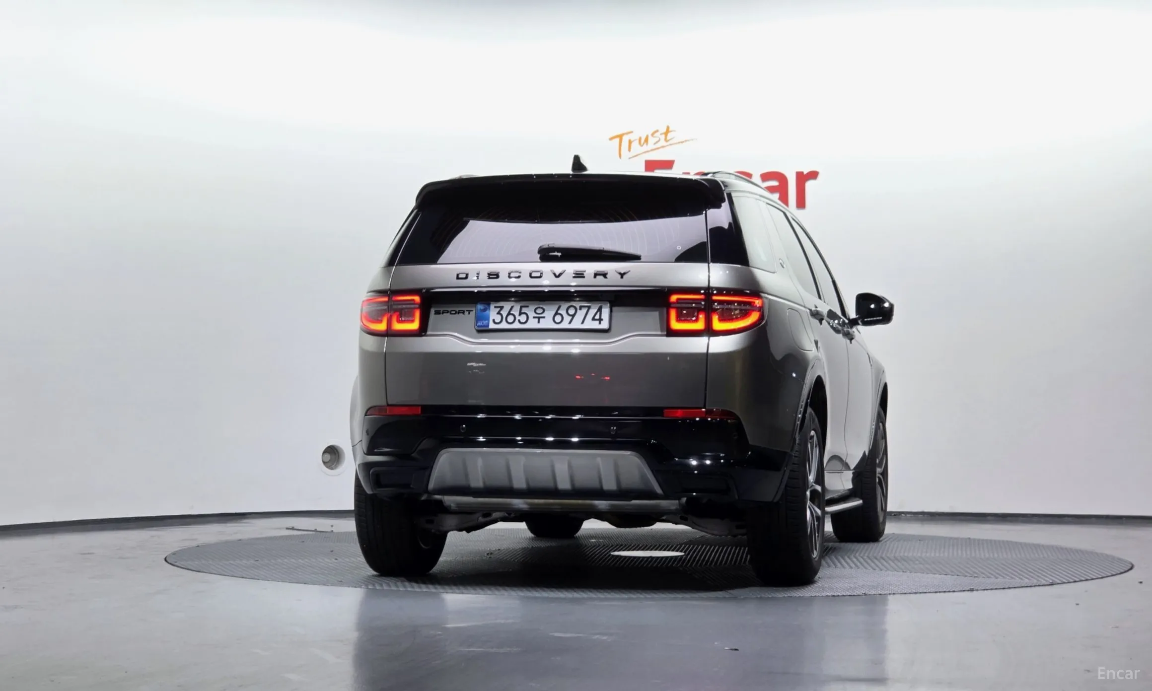 Land Rover Discovery Sports превью 4