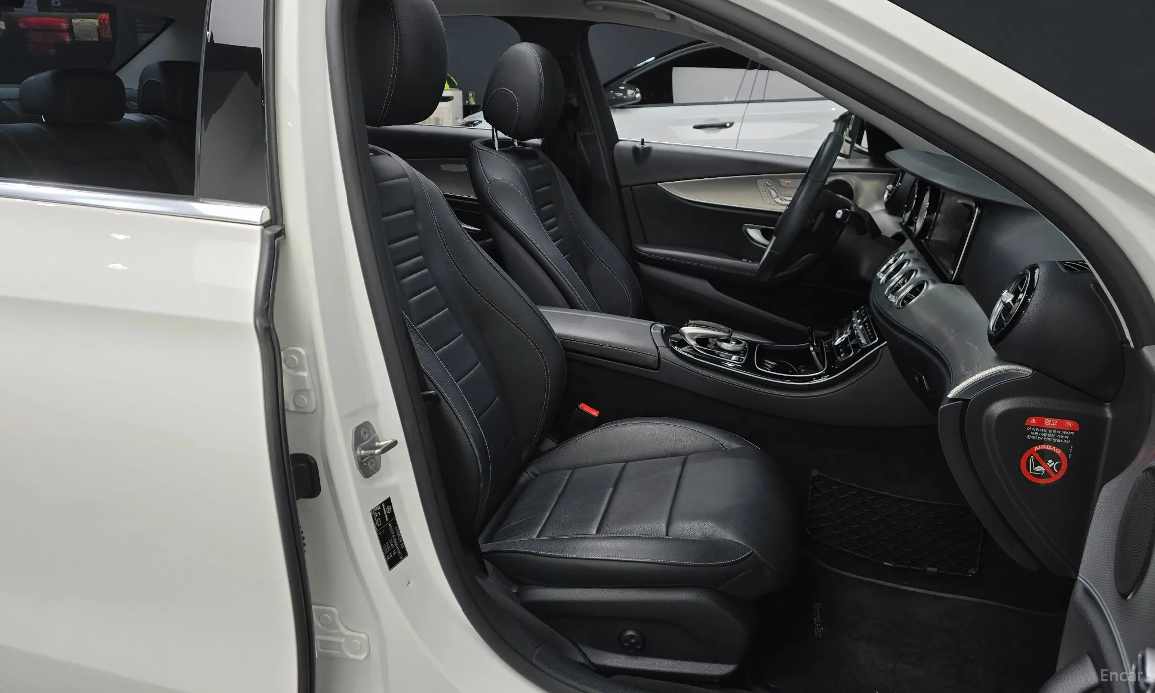 Mercedes Benz E-Class W213 превью 10