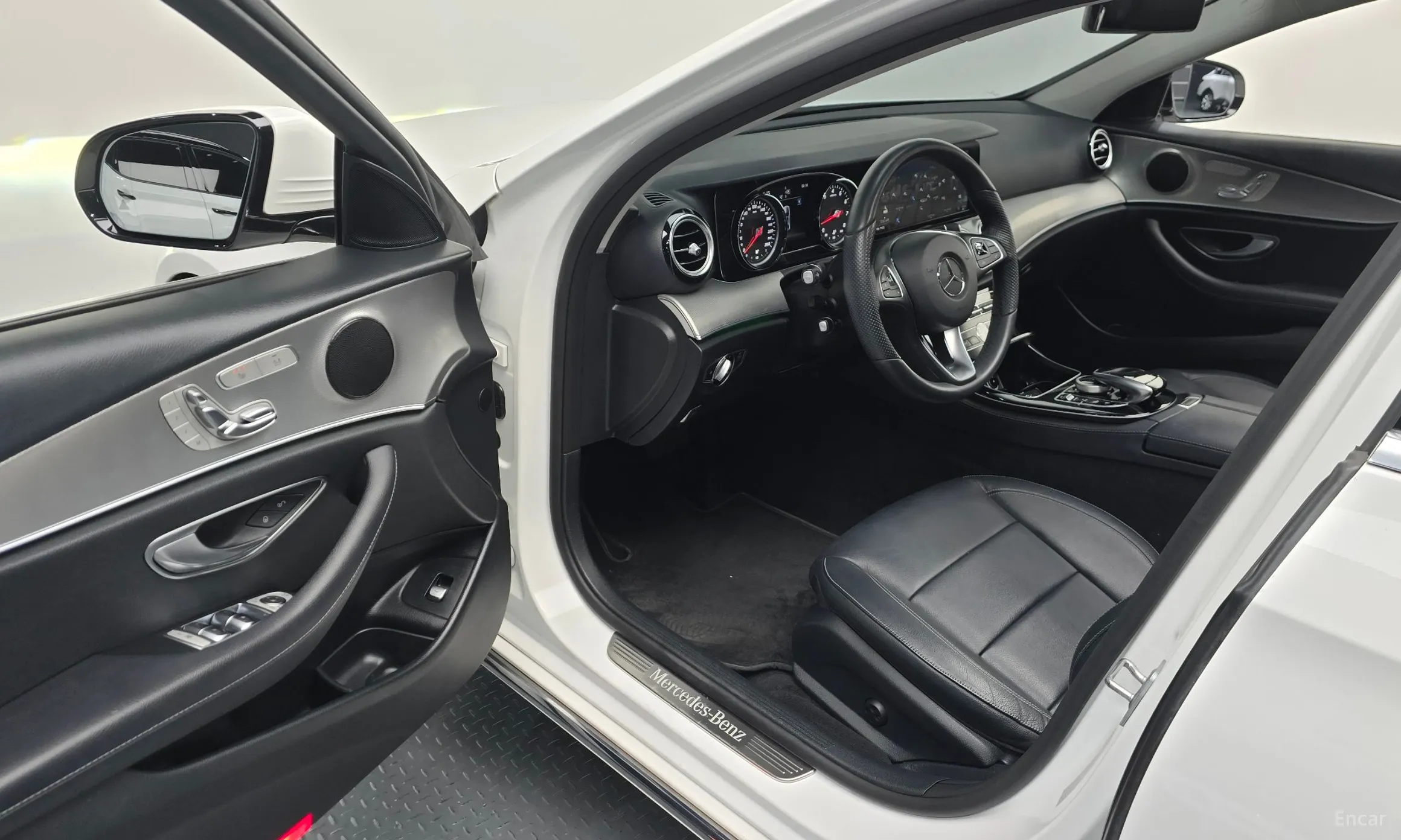 Mercedes Benz E-Class W213 превью 11