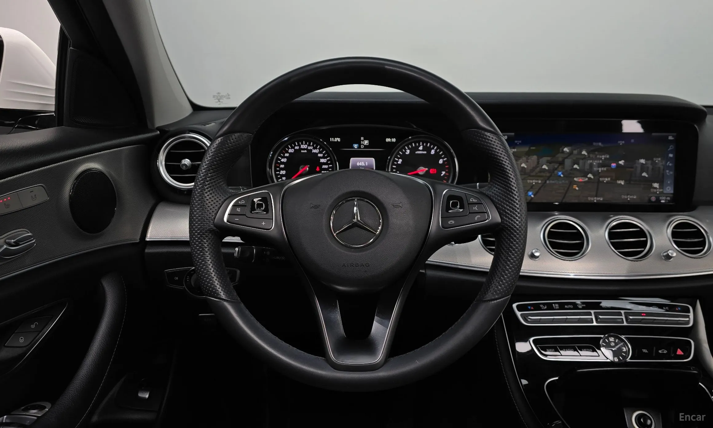Mercedes Benz E-Class W213 превью 13