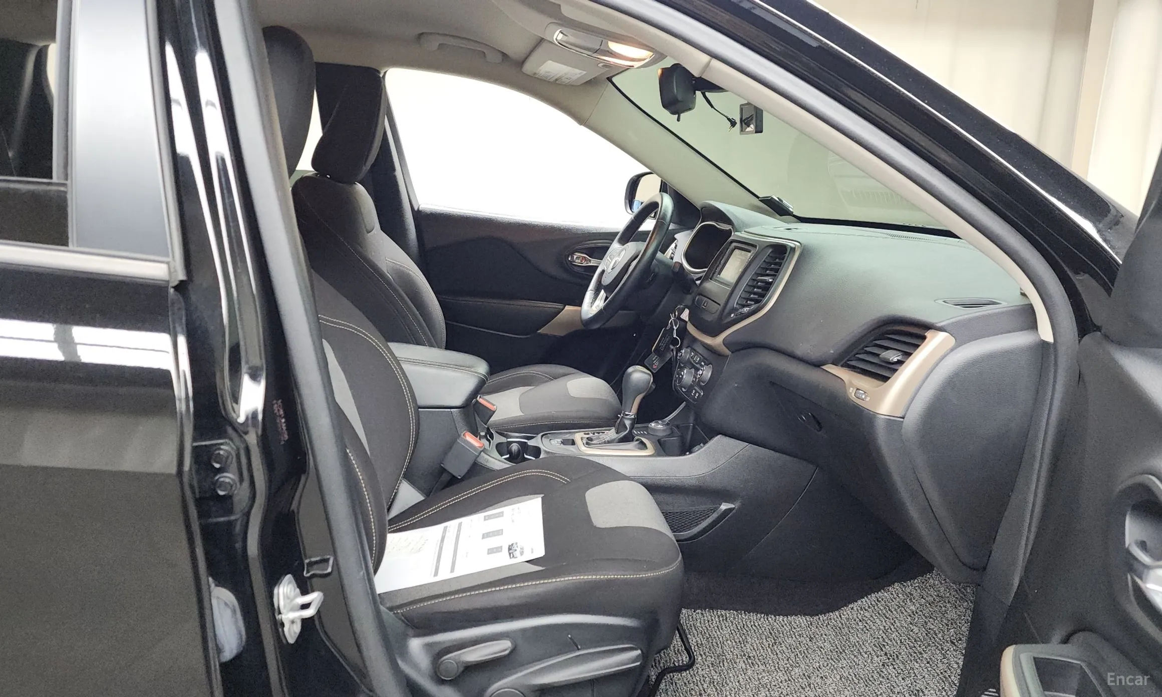 Jeep Cherokee (KL) превью 11