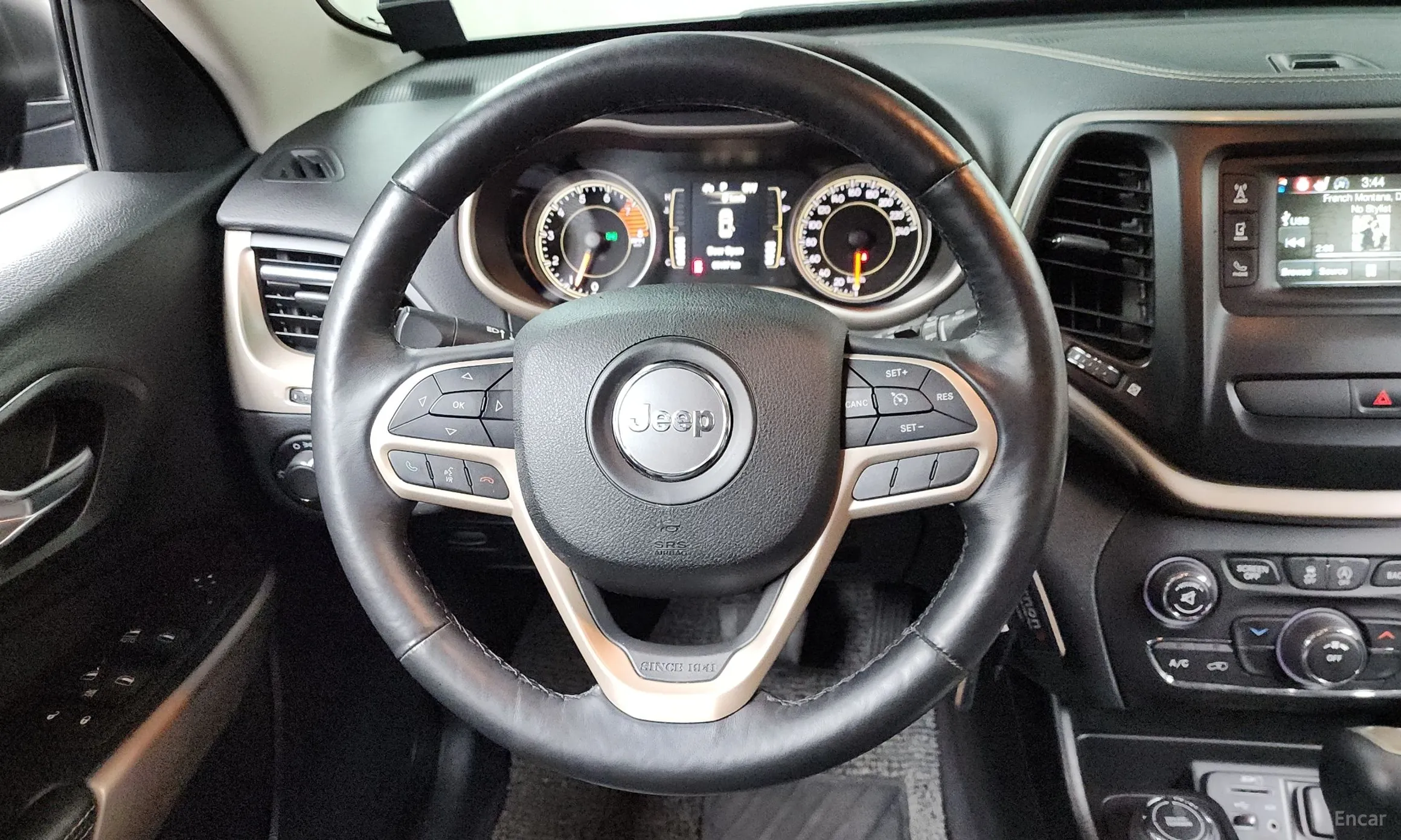 Jeep Cherokee (KL) превью 13