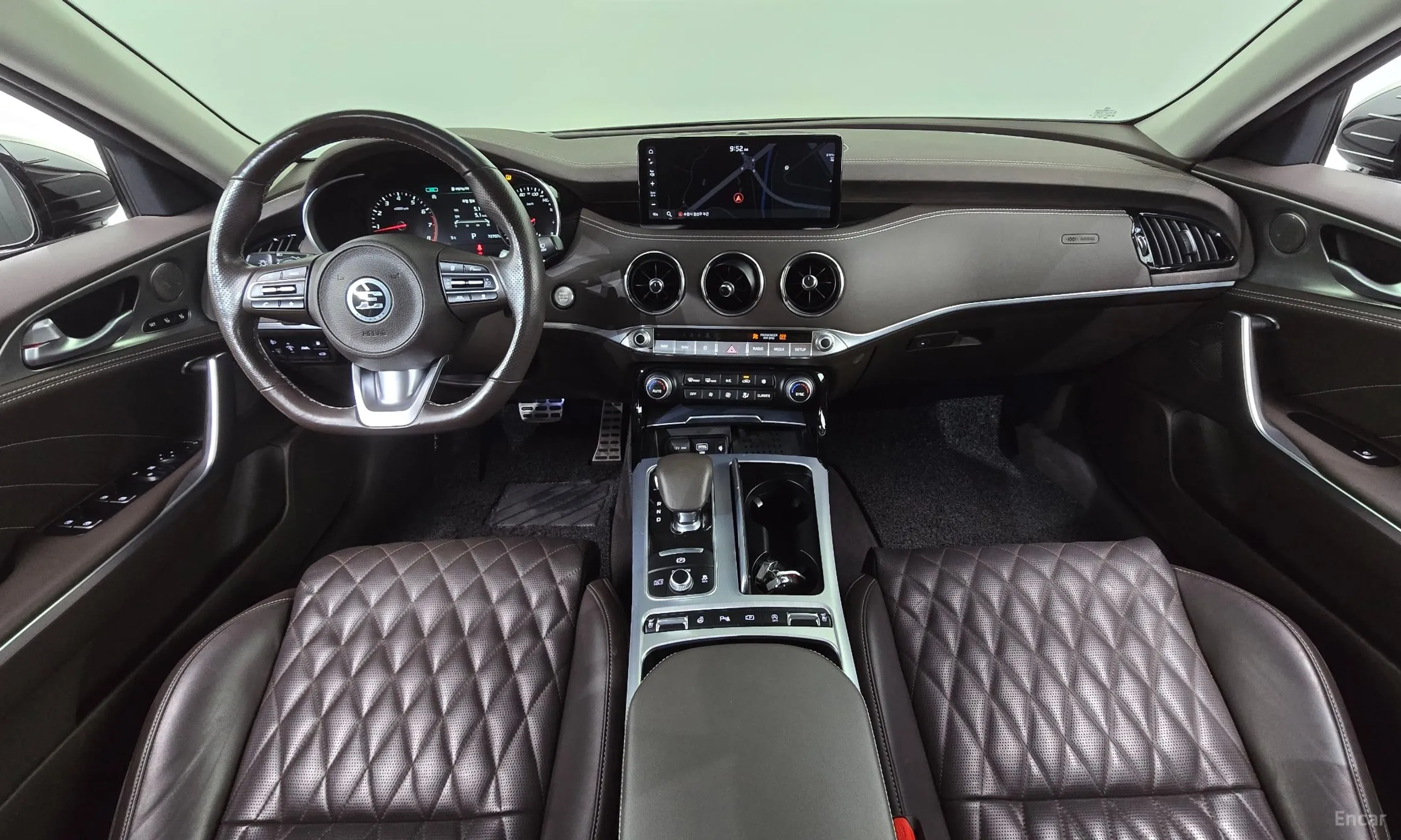 Kia Stinger Master превью 7