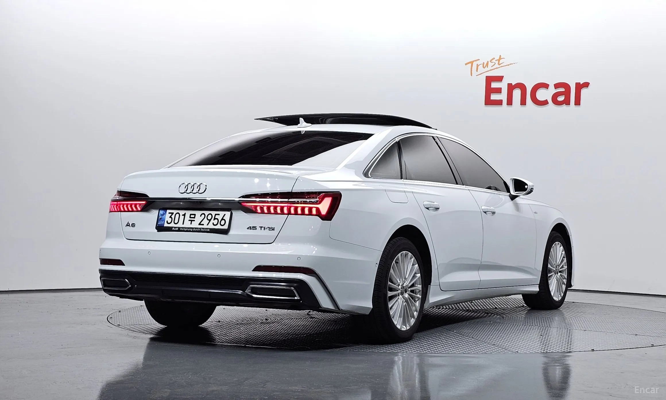 Audi A6 (C8)