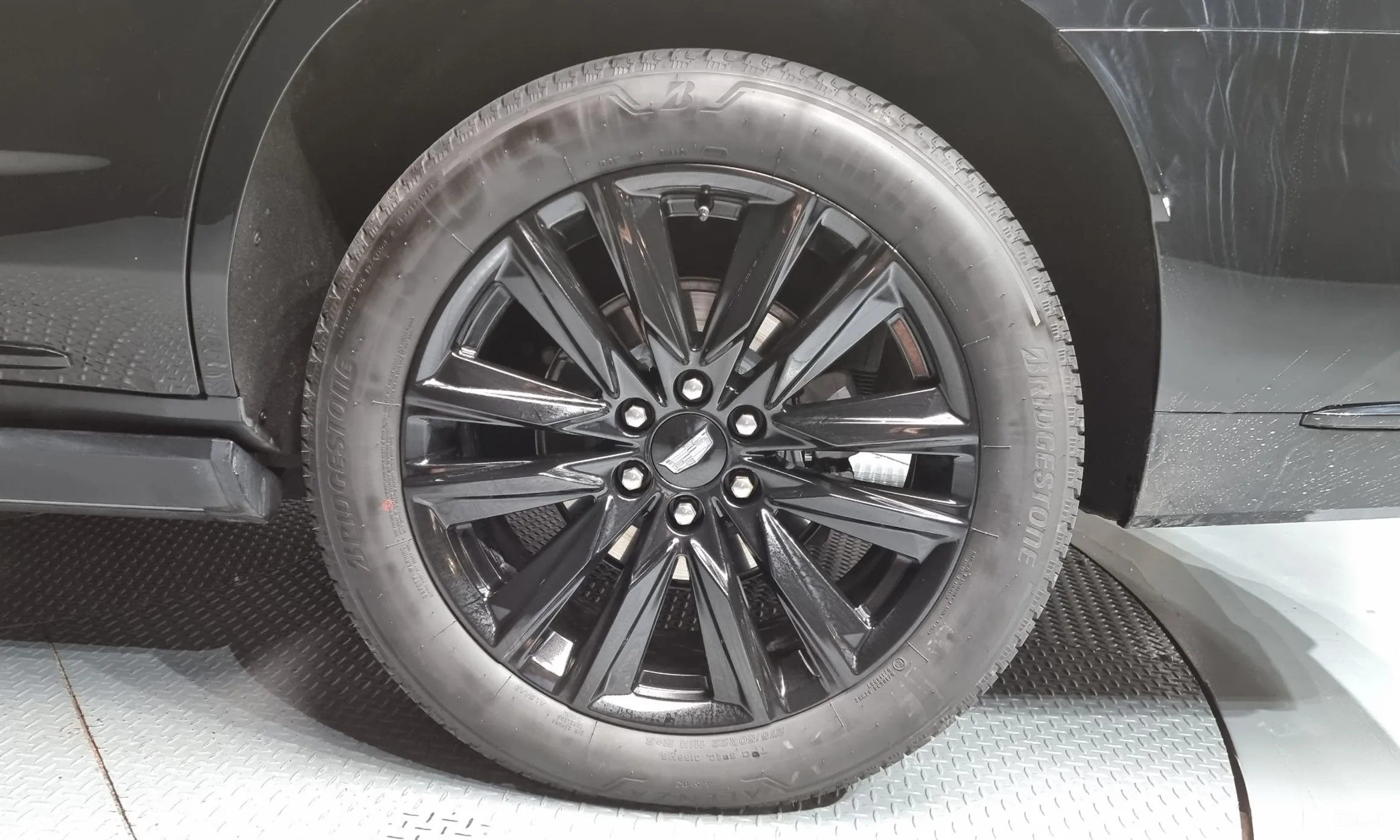 Cadillac Escalade 5th Generation превью 5