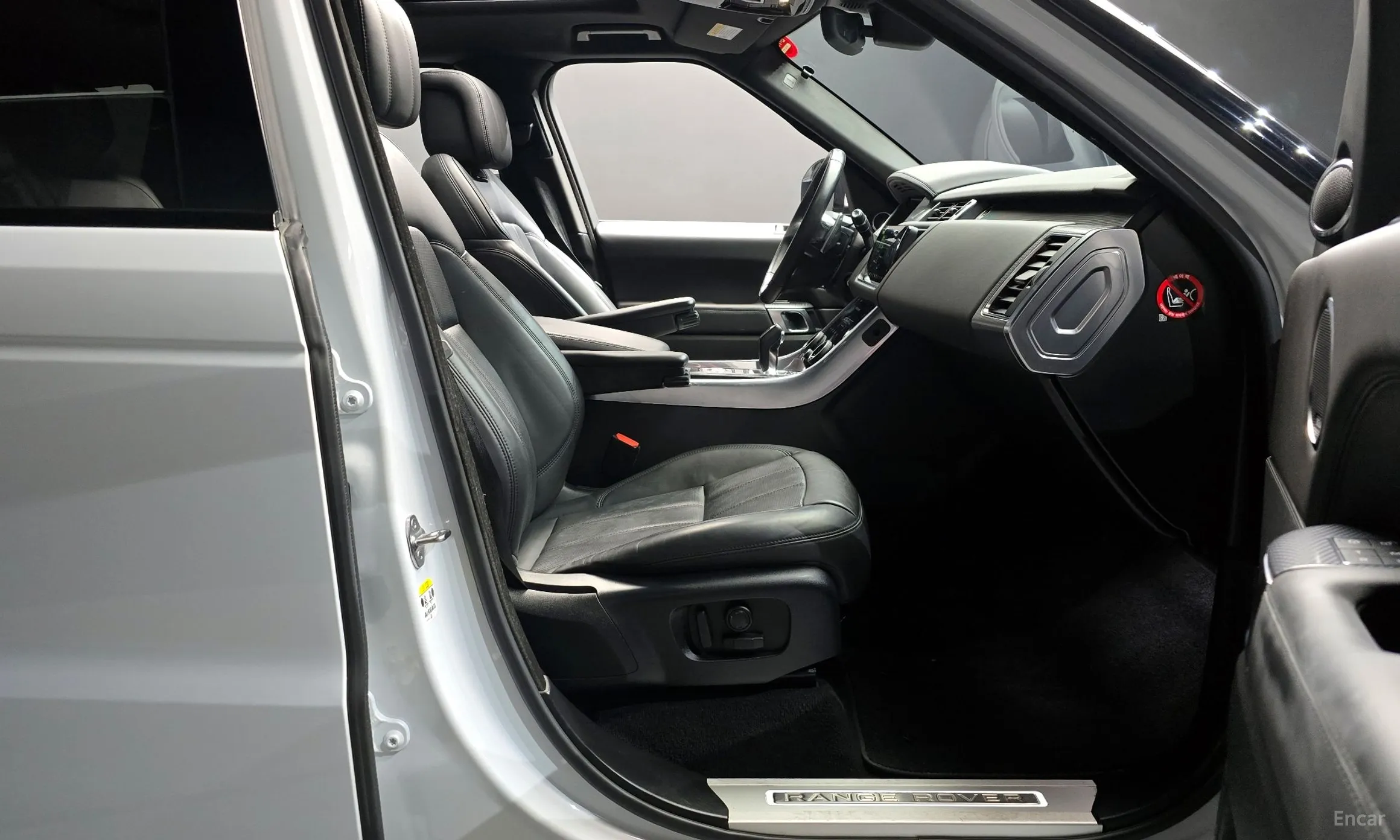 Land Rover Range Rover Sport 2nd Generation превью 10