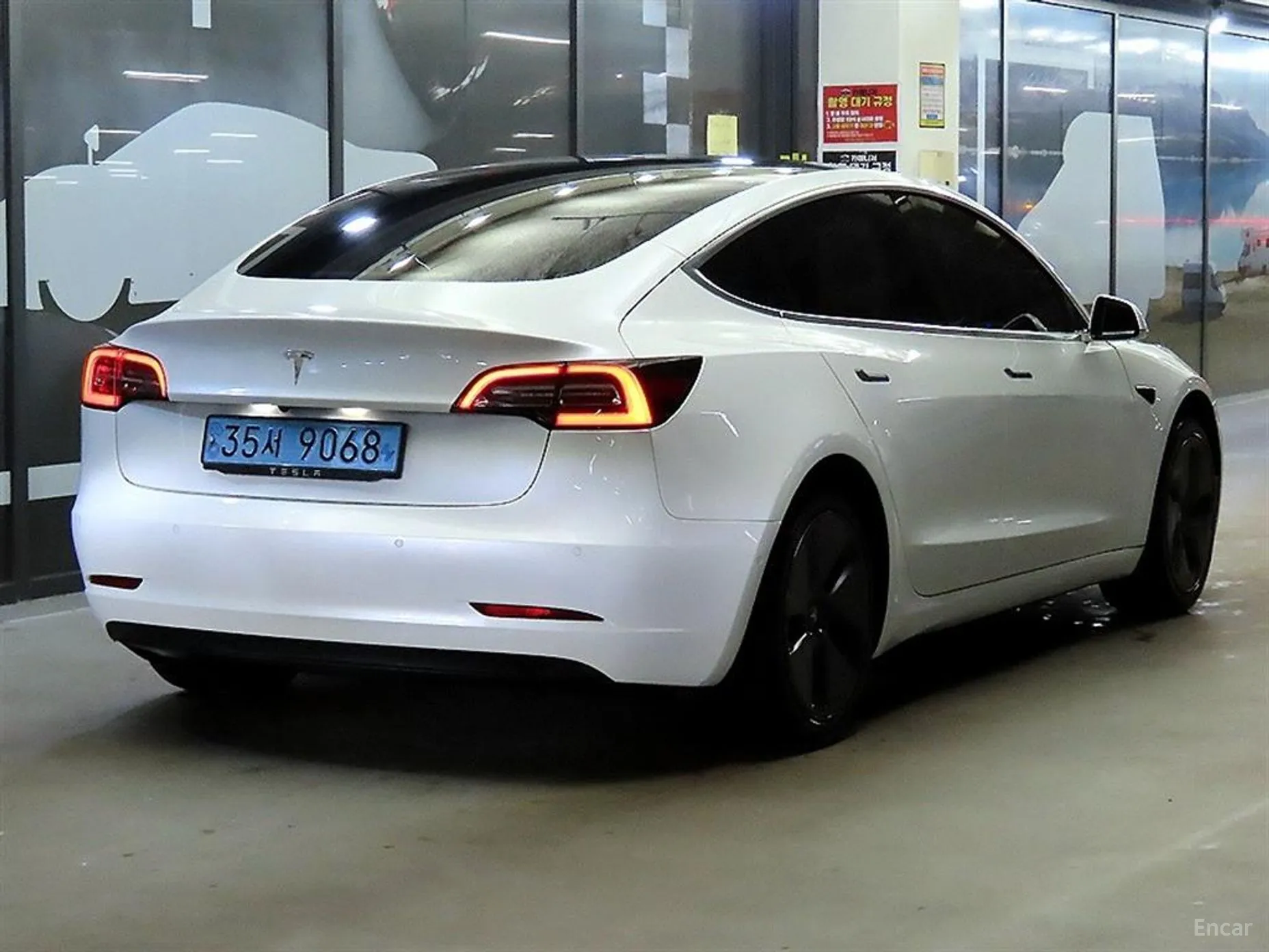 Tesla Model 3 превью 4
