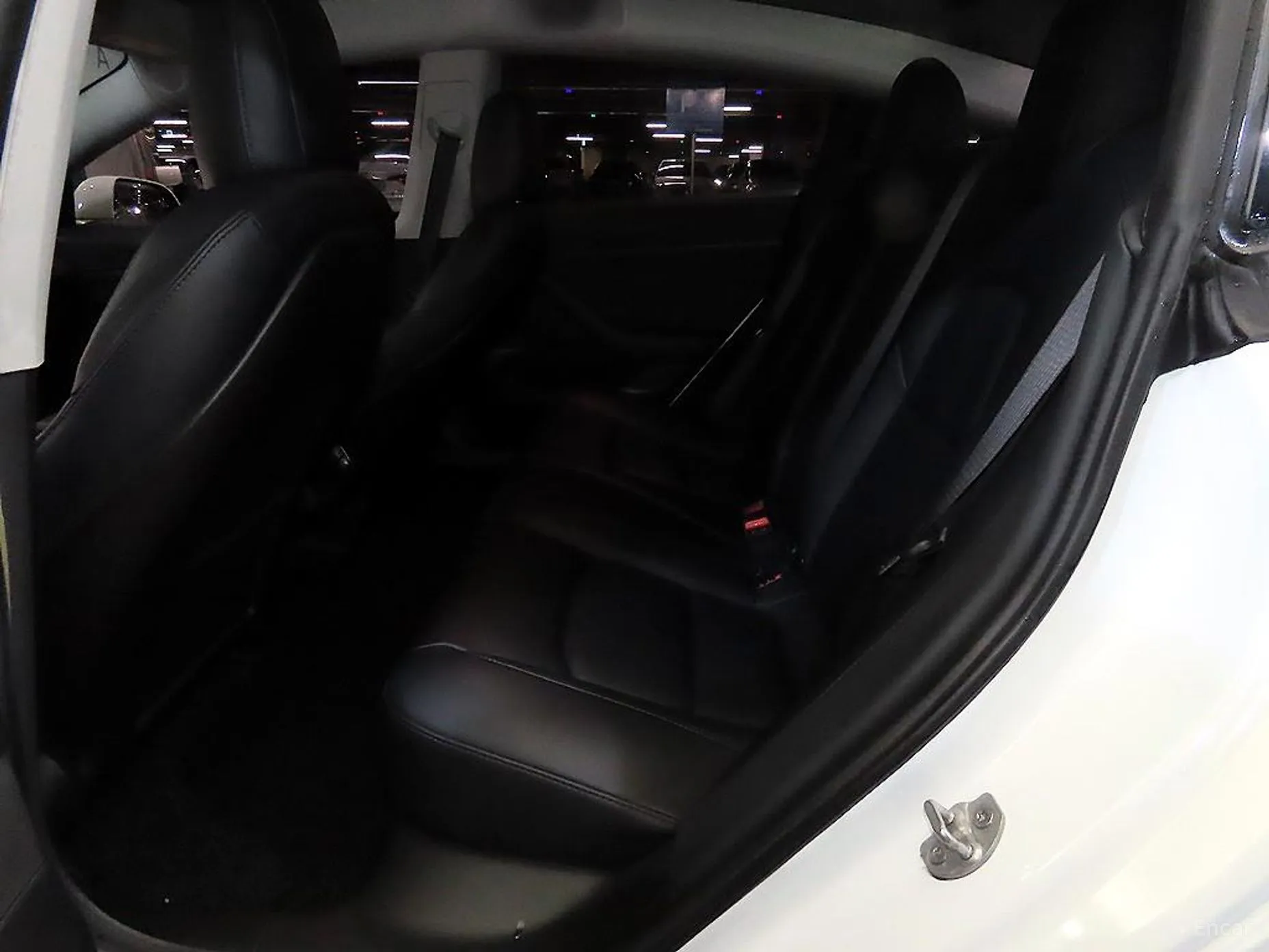 Tesla Model 3 превью 7