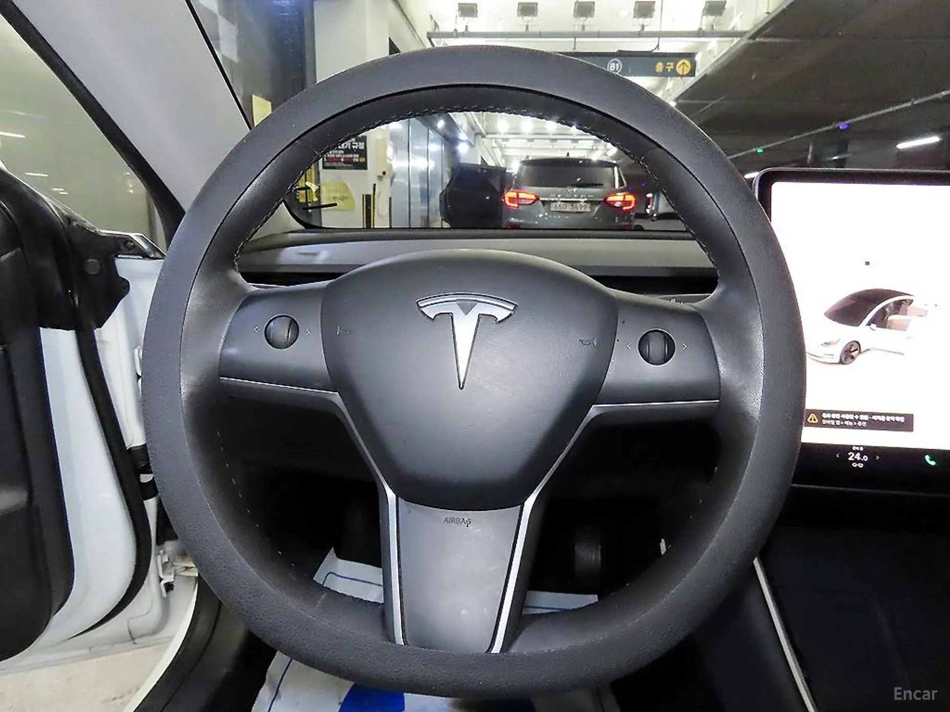 Tesla Model 3 превью 8