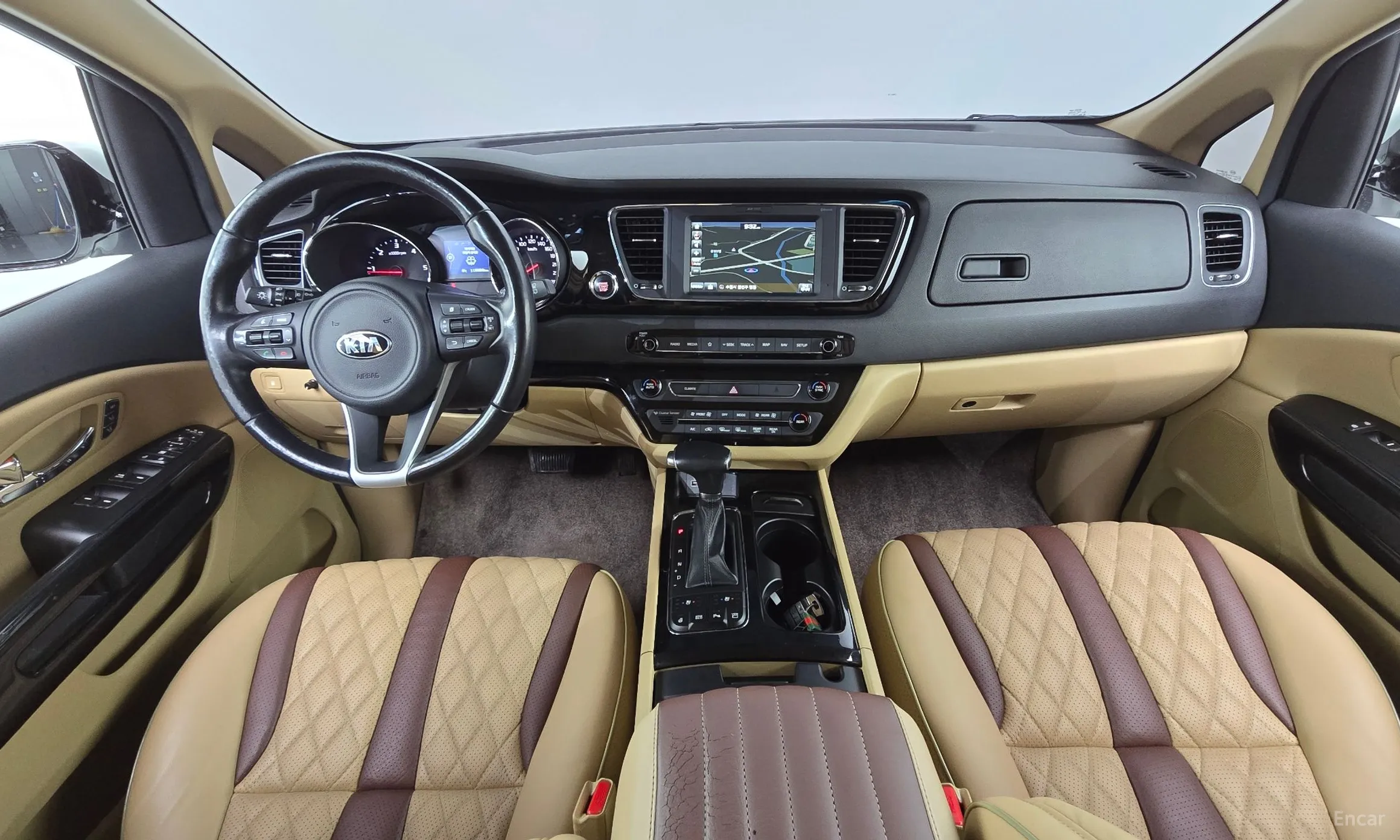 Kia Carnival превью 7