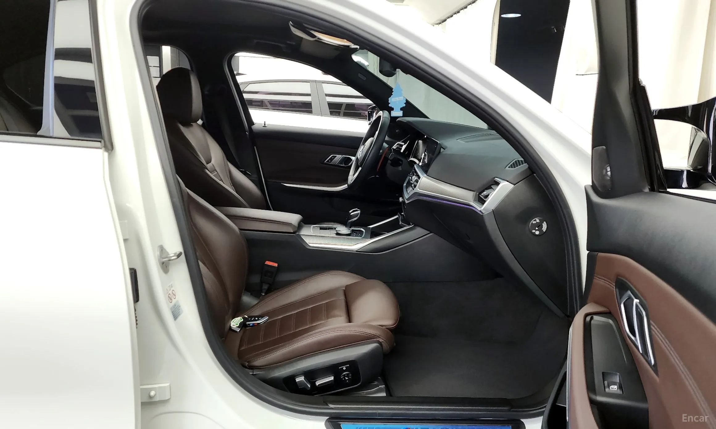 BMW 3 Series (G20) превью 11