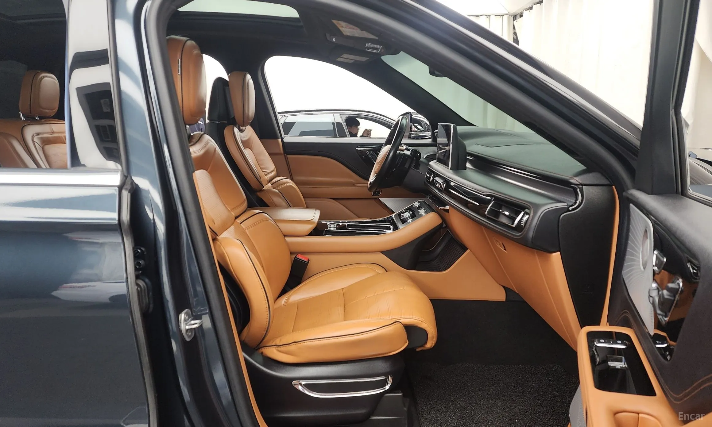 Lincoln Aviator 2nd Generation превью 11