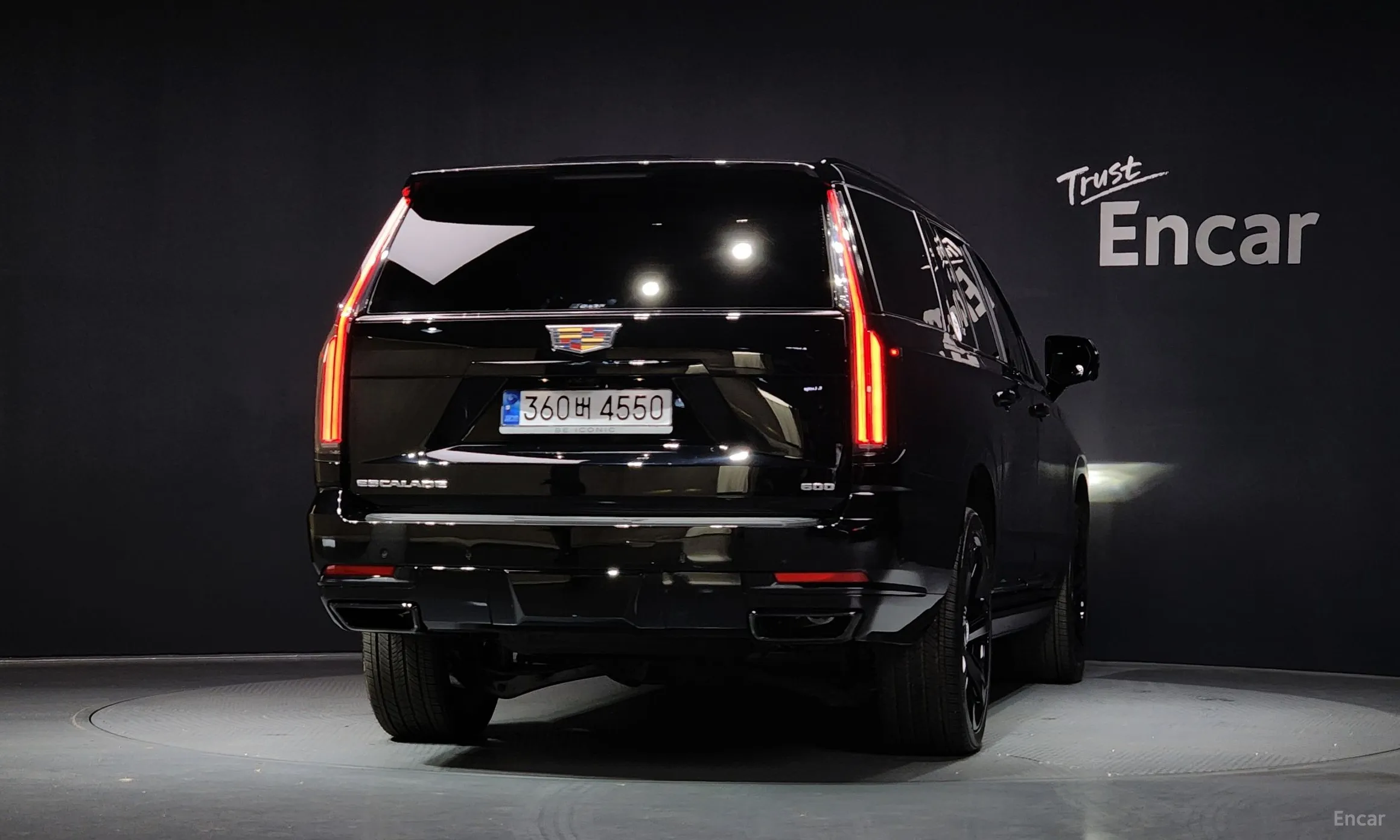 Cadillac Escalade 5th Generation превью 4
