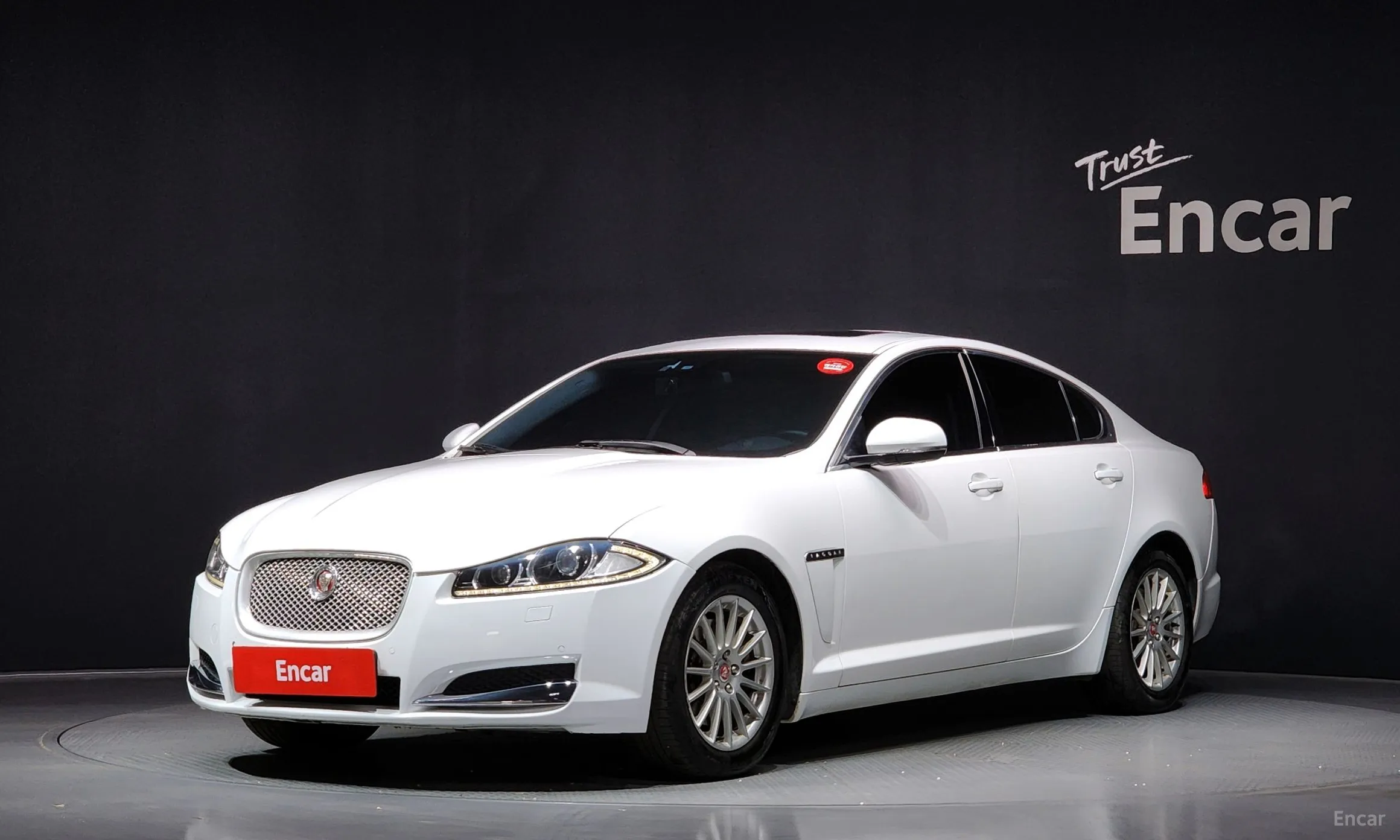Jaguar New XF