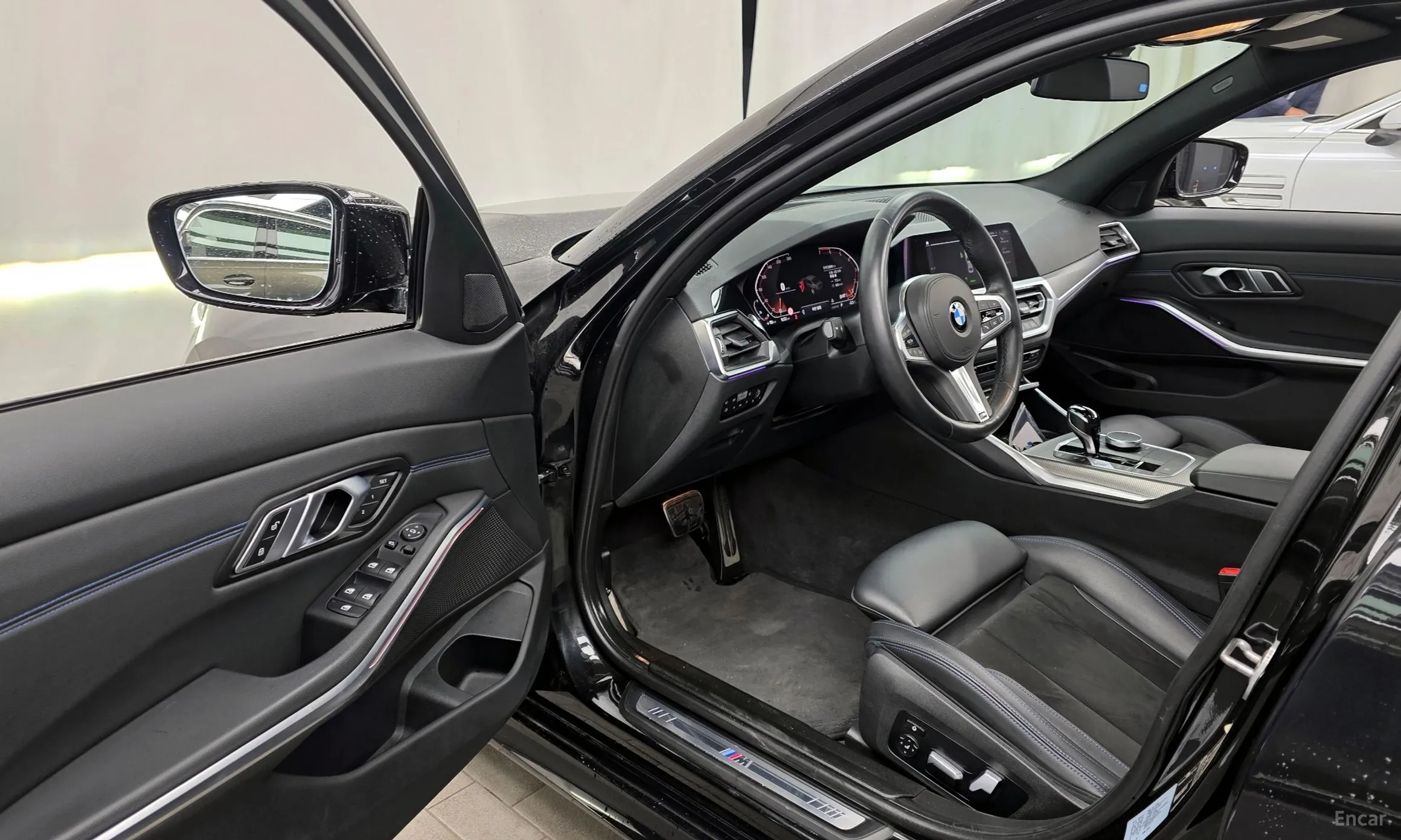 BMW 3 Series (G20) превью 10