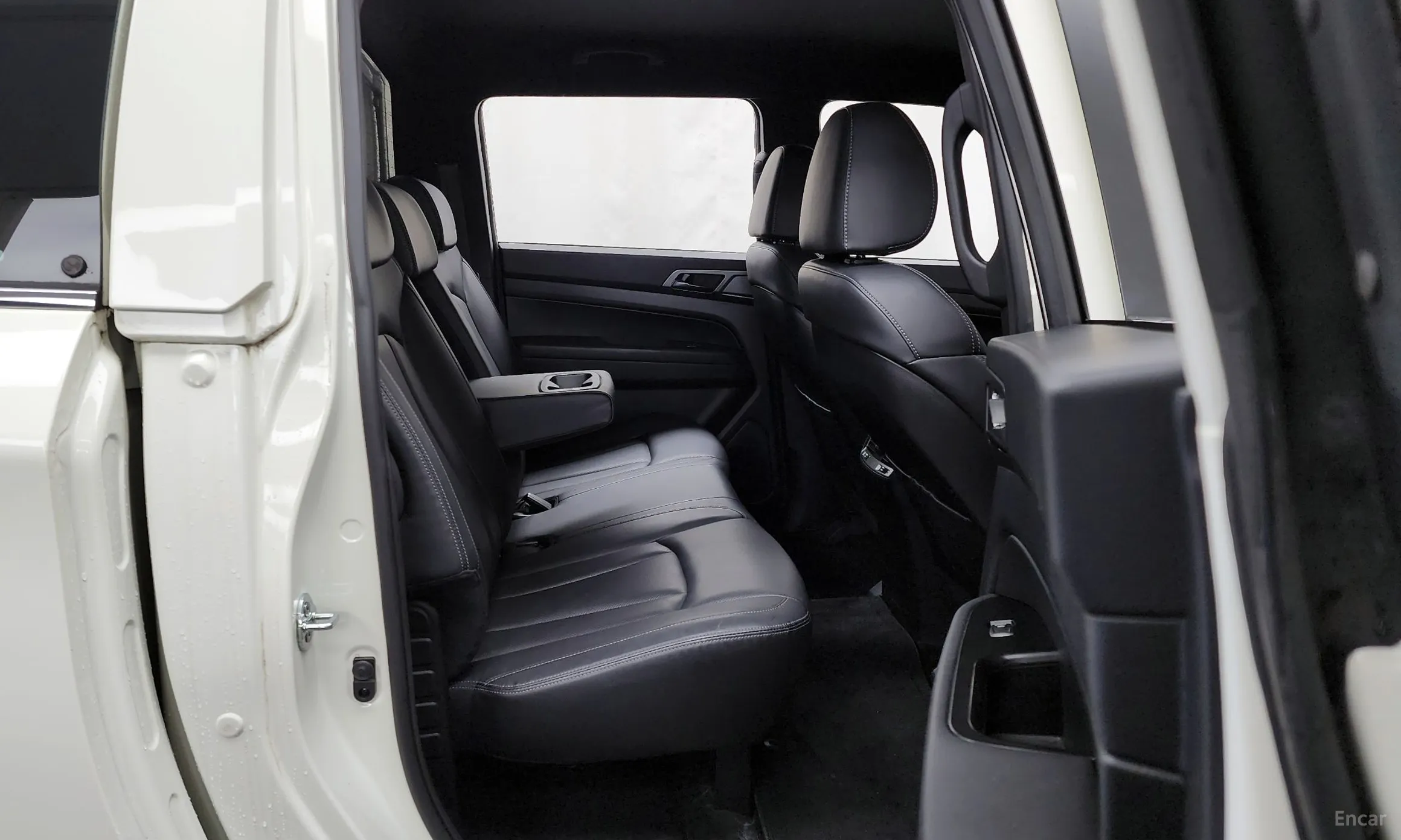 KG Mobility (SsangYong) Rexton Sports превью 12