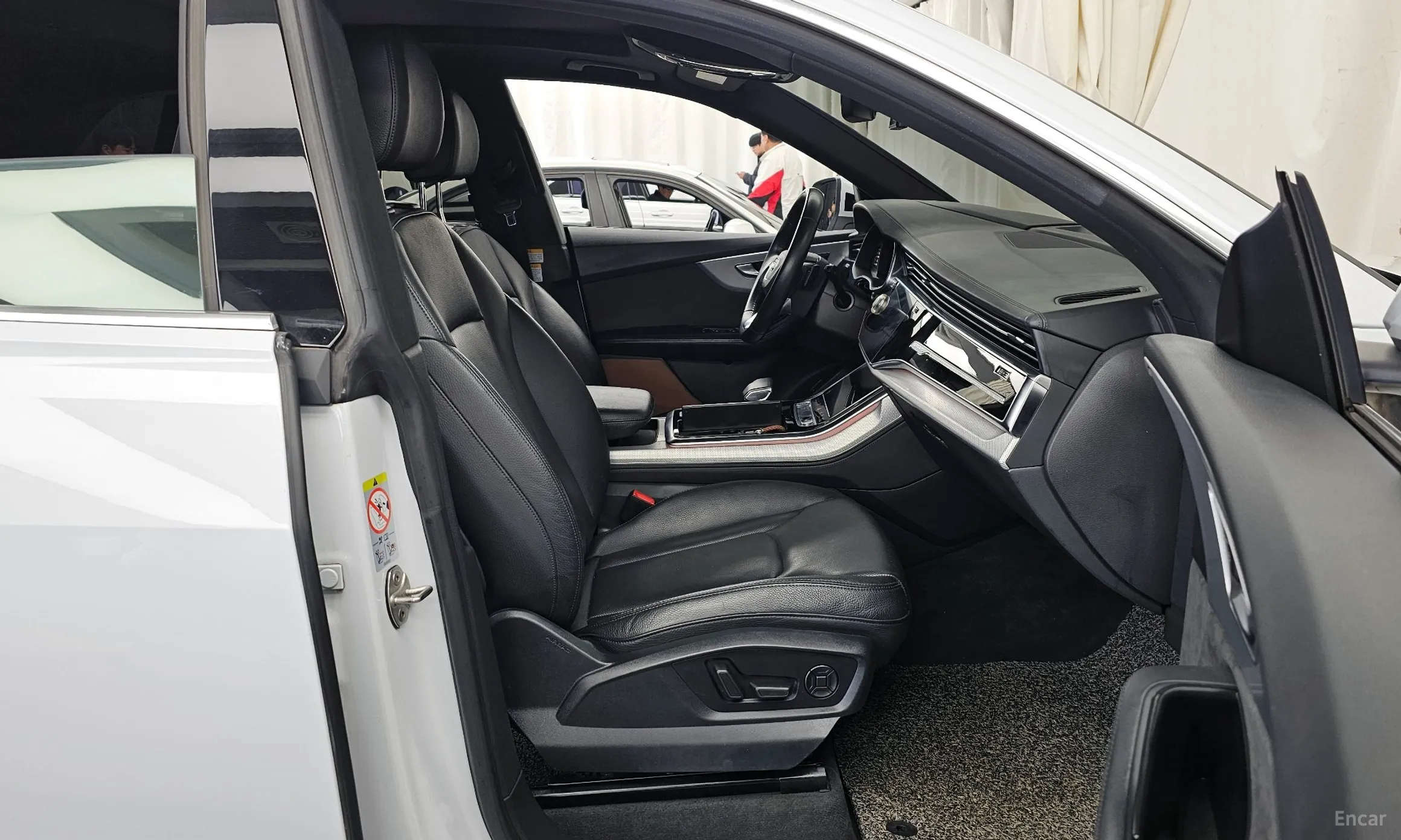 Audi Q8 (4M) превью 11