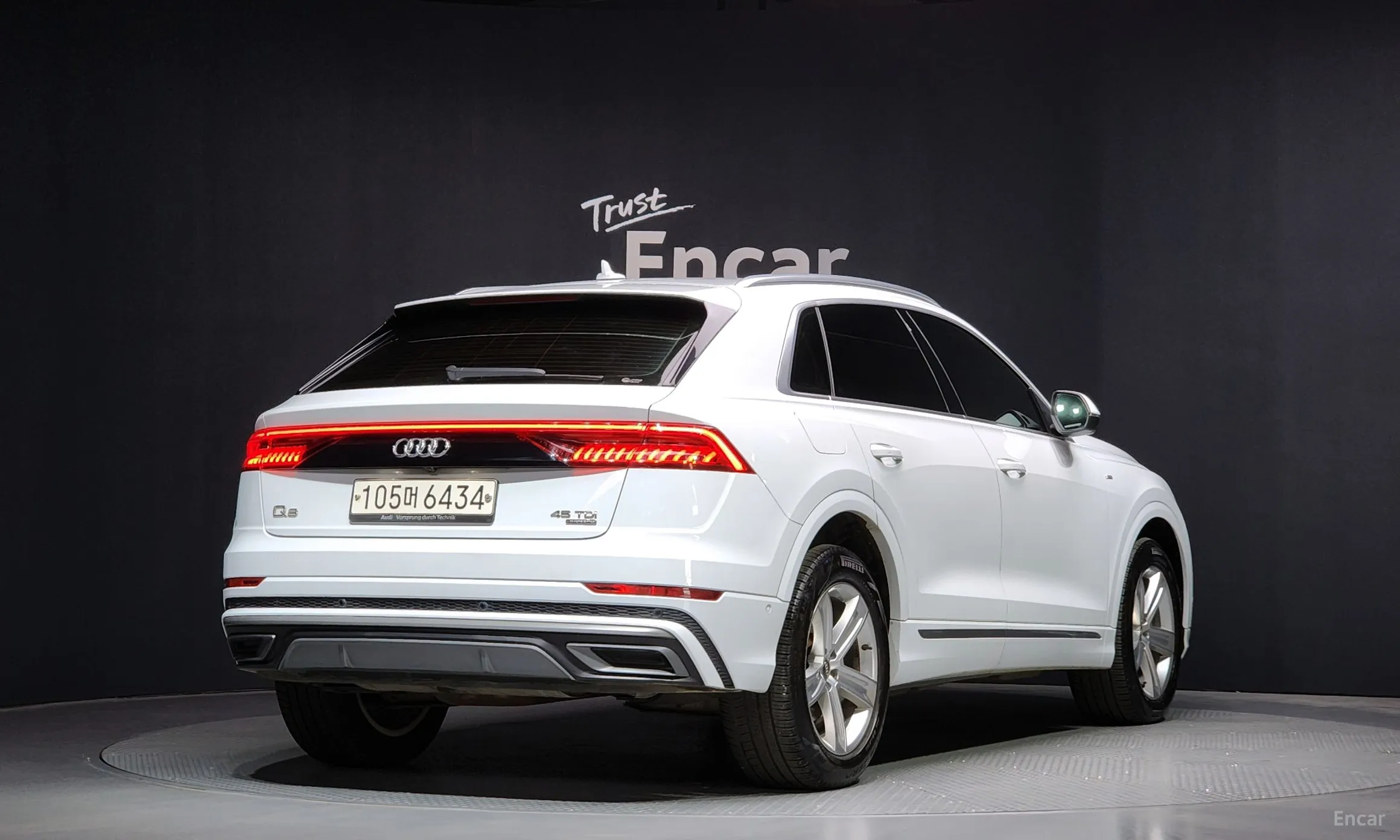 Audi Q8 (4M)