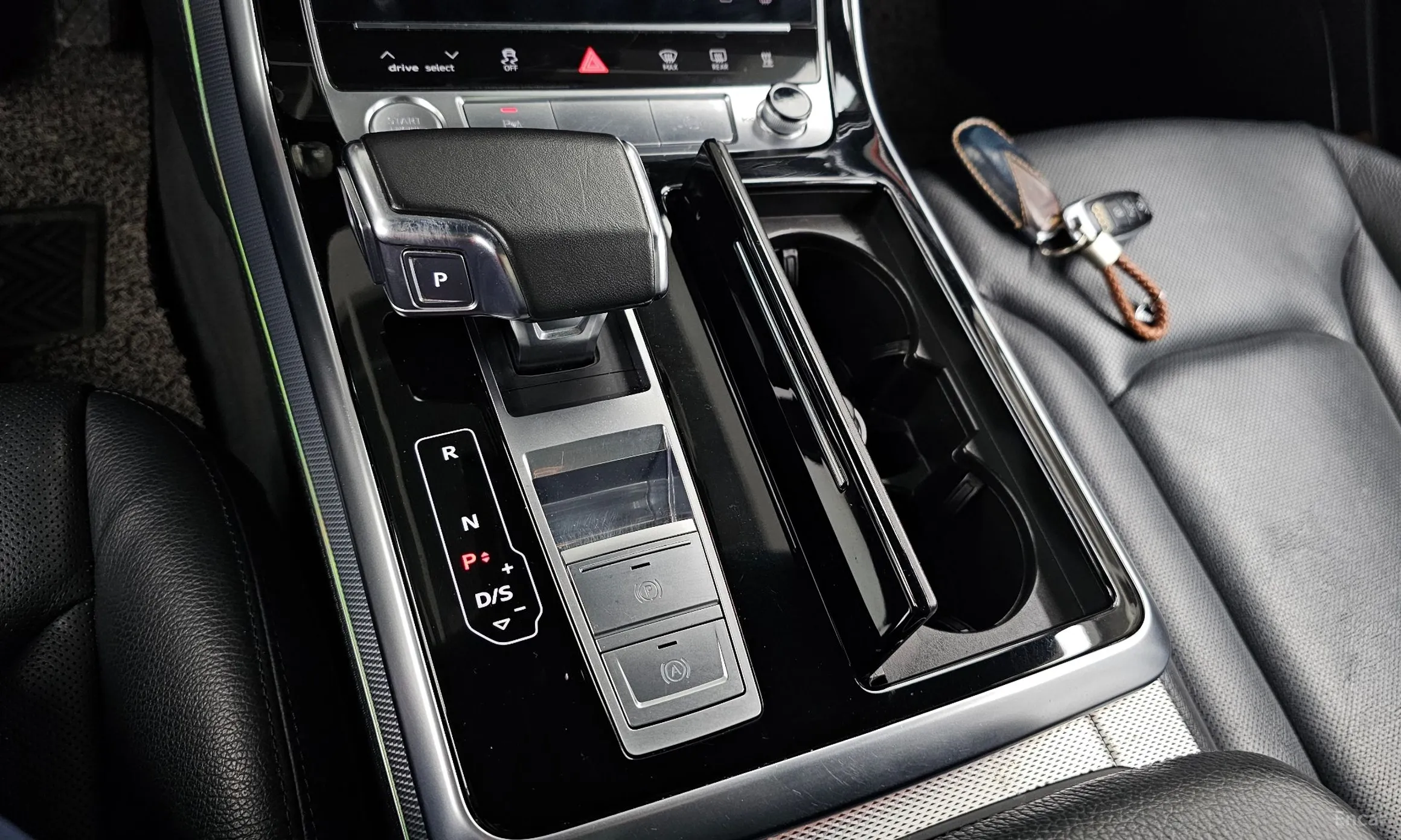 Audi Q8 (4M) превью 9