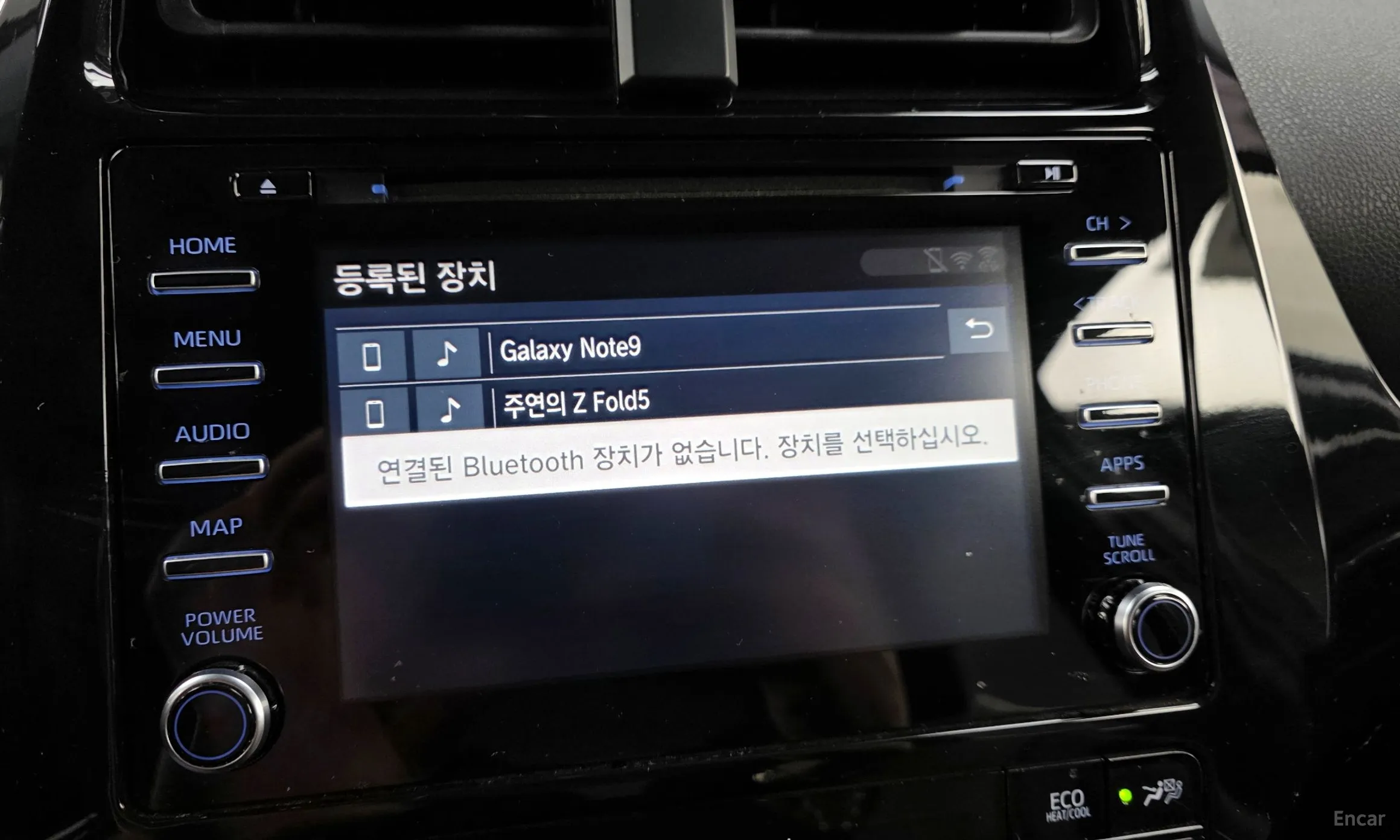 Toyota Prius 4th Generation превью 16