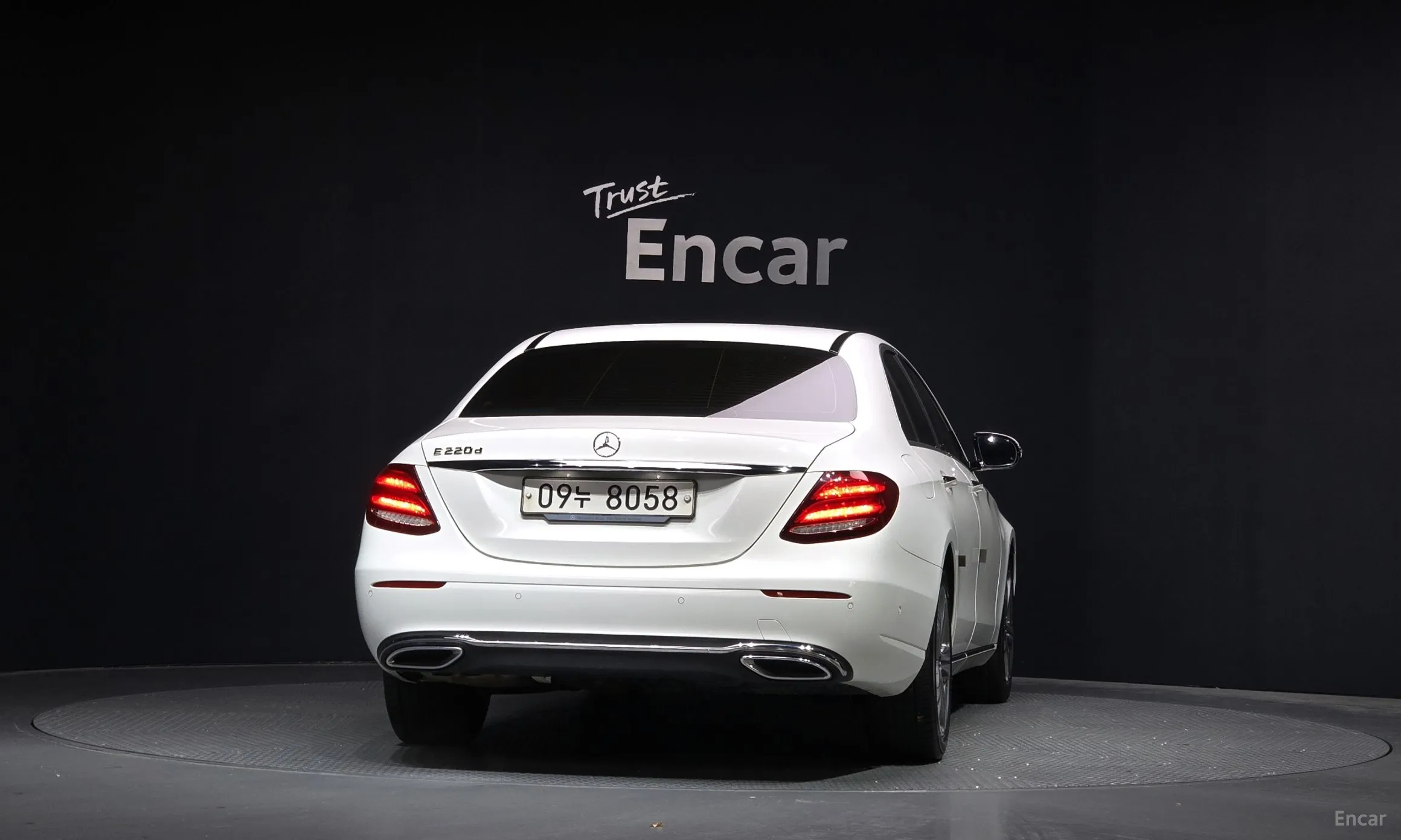 Mercedes Benz E-Class W213 превью 4