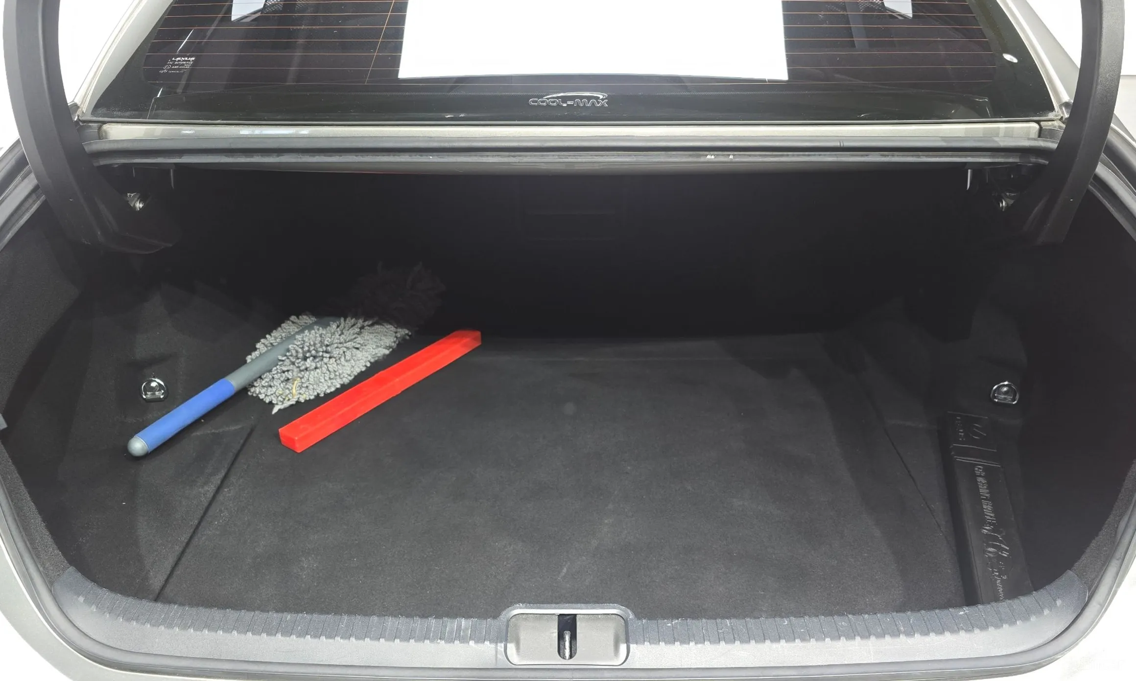 Lexus ES300h 7th Generation превью 20