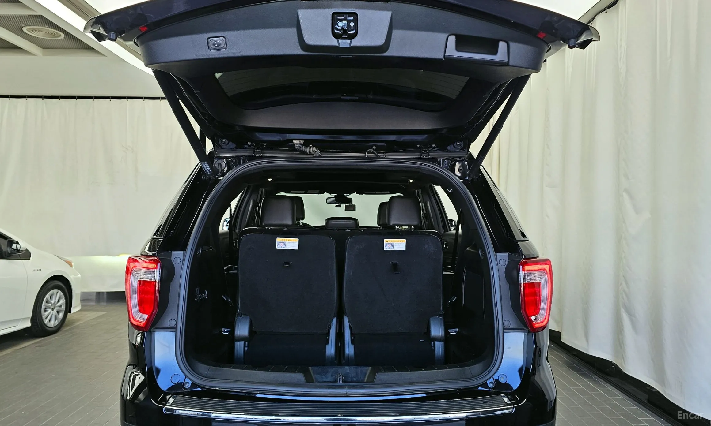 Ford Explorer превью 20