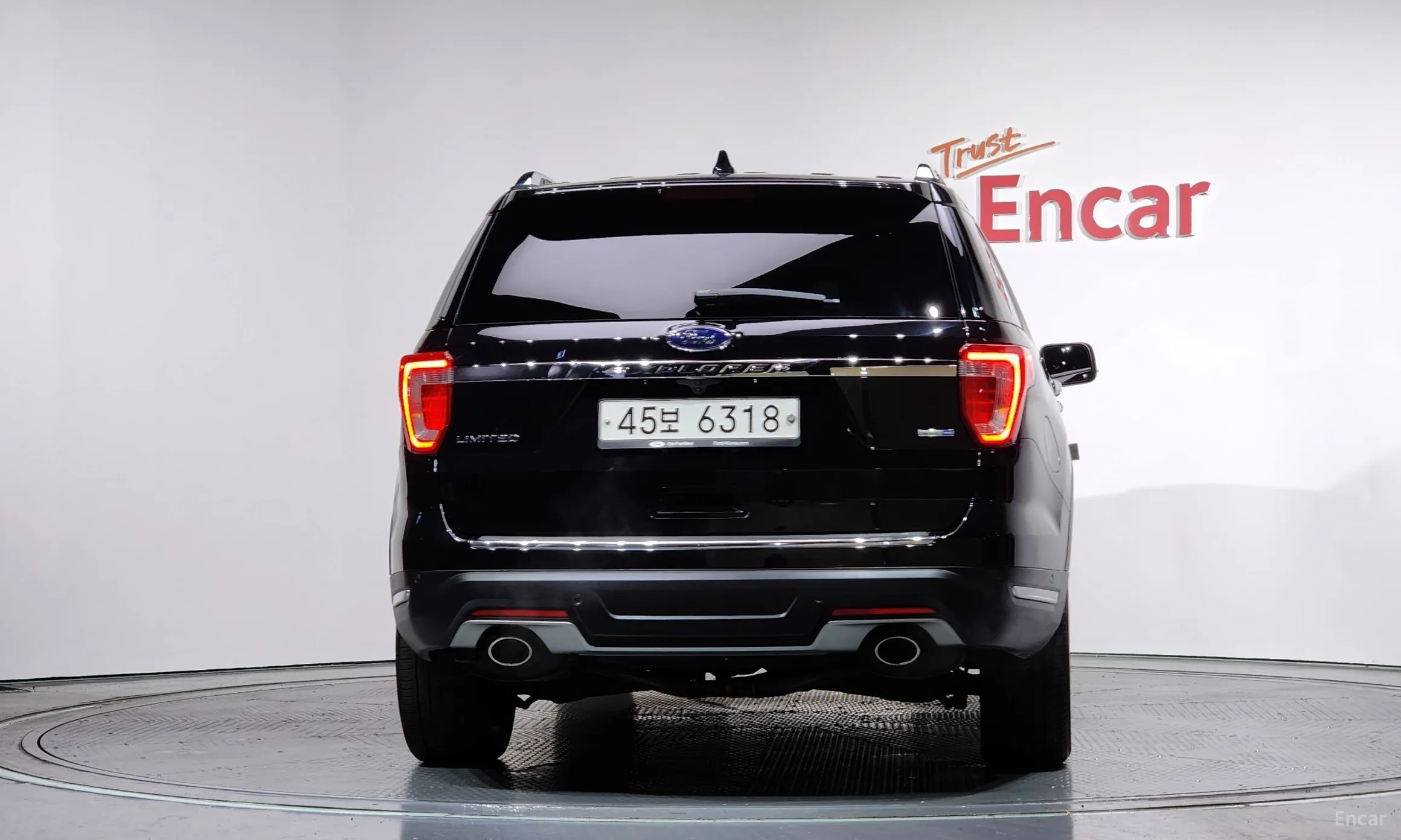 Ford Explorer превью 4