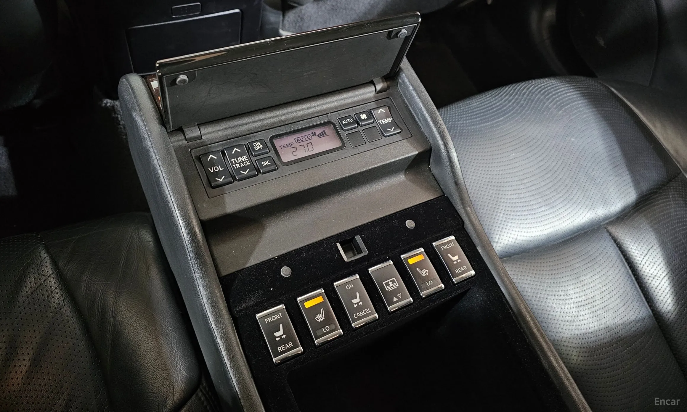 Infiniti M37 превью 19