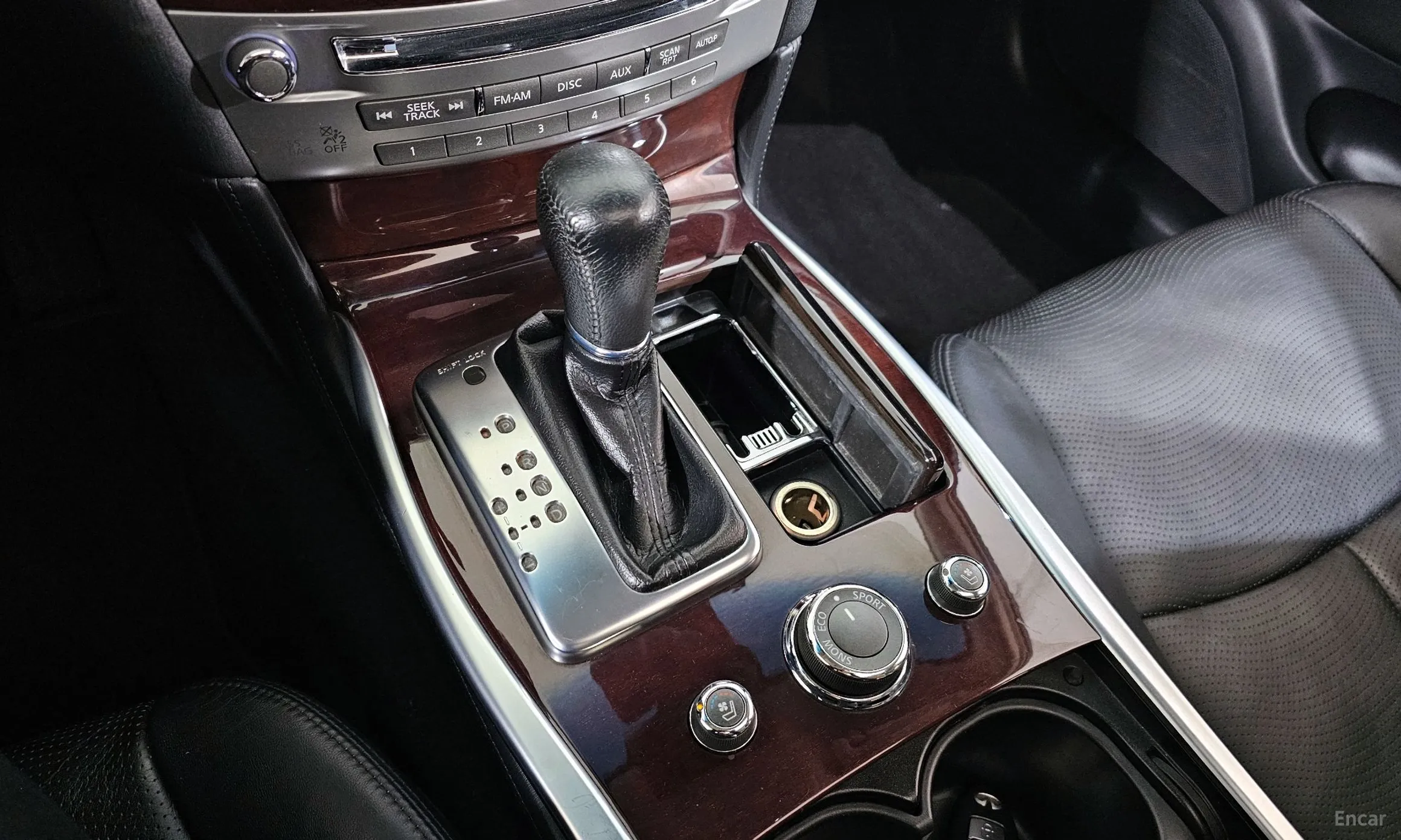Infiniti M37 превью 9