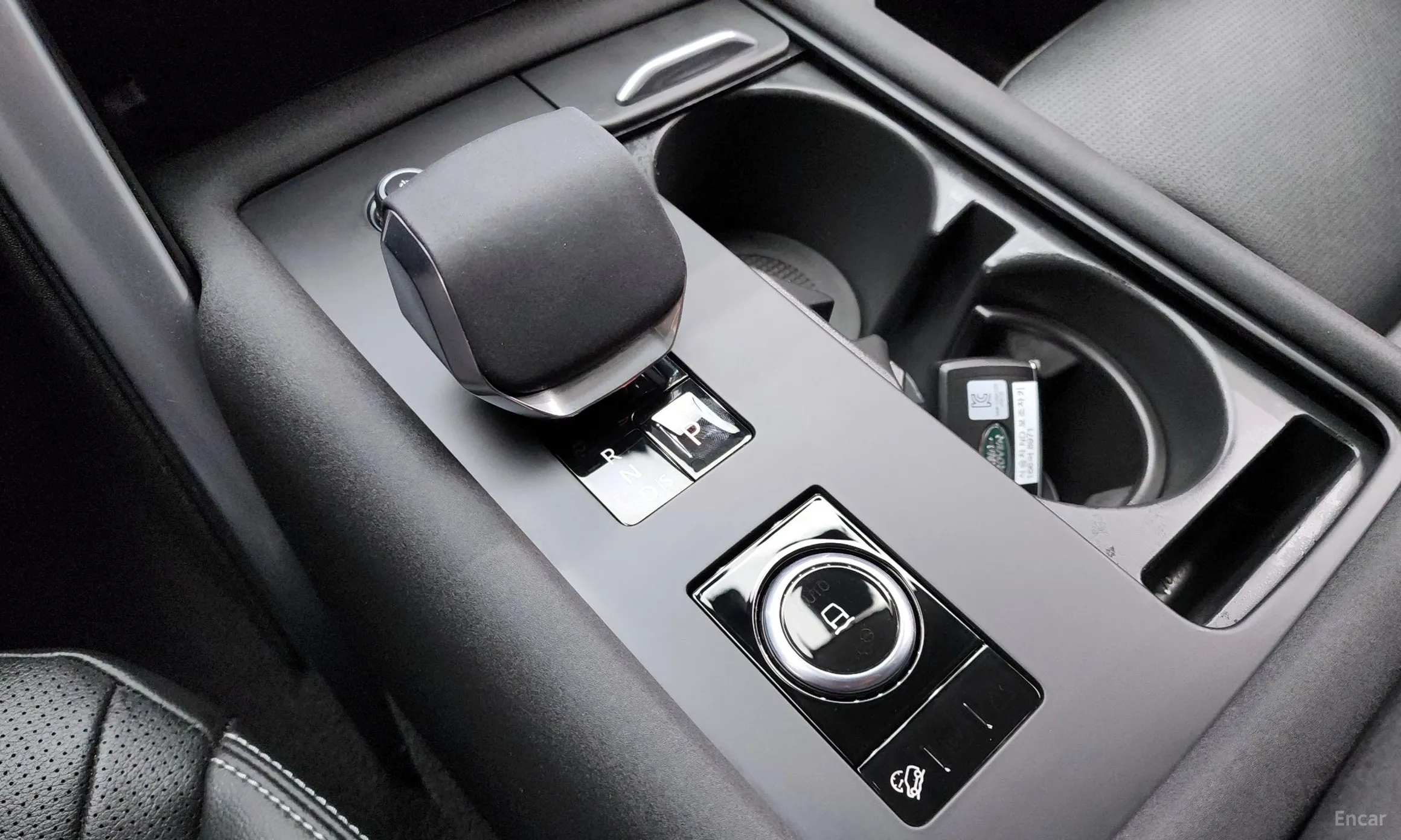 Land Rover Discovery 5 превью 9