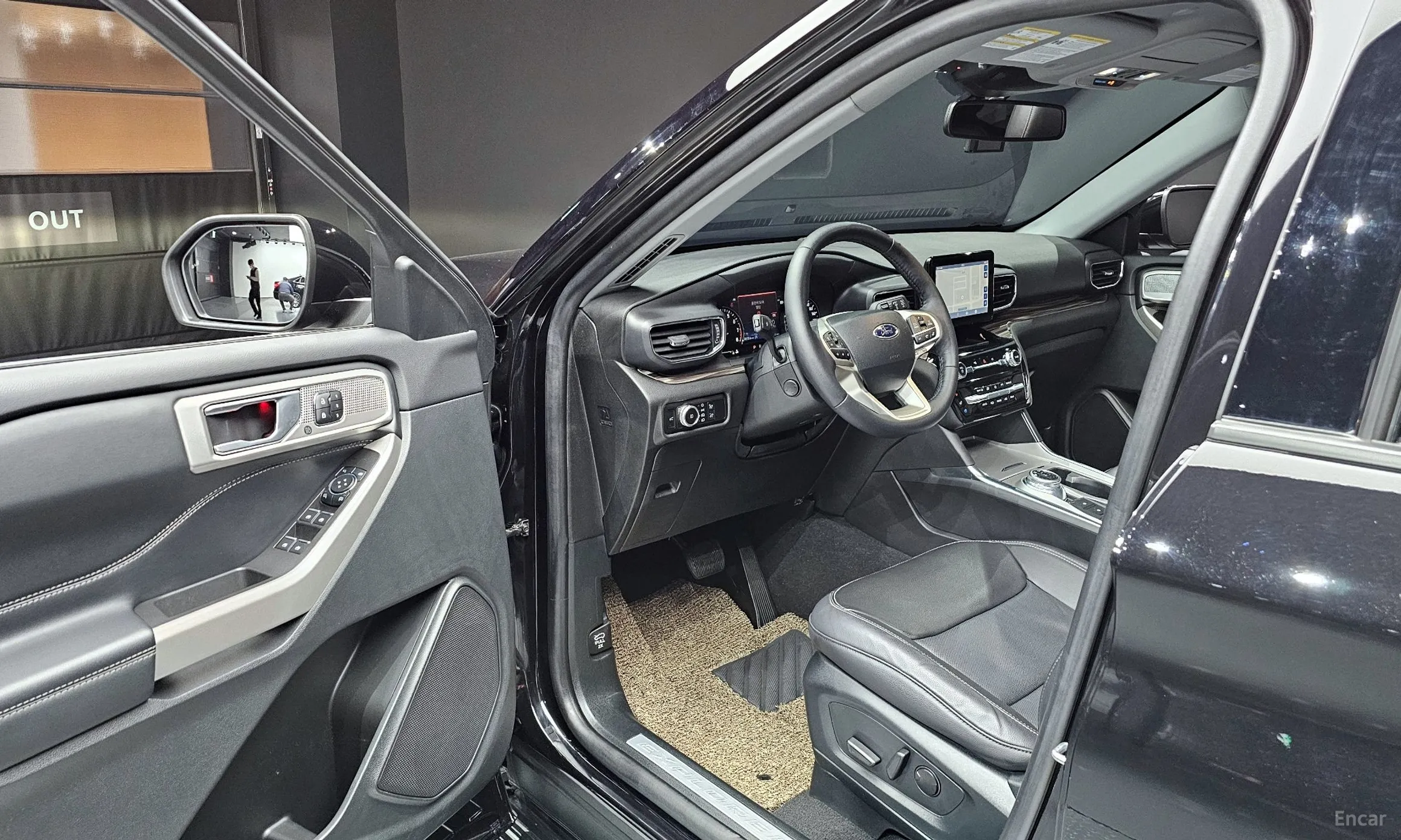 Ford Explorer 6th Generation превью 11